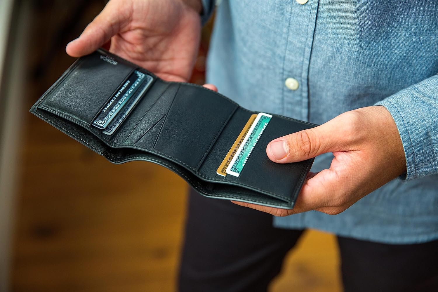 Bosca Men's Wallet, Nappa Vitello Leather Single I.D. Tri Fold Wallet with RFID Blocking, Black - Image 2