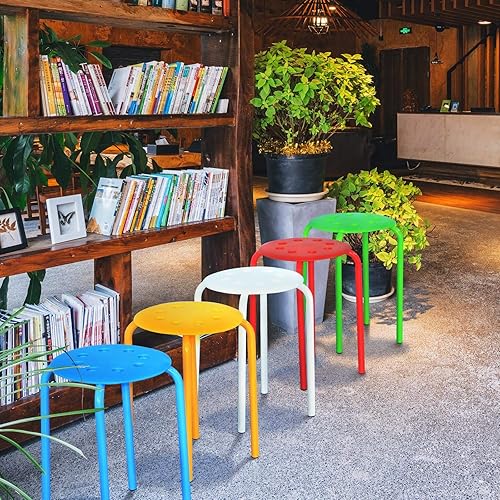 Miniatura 6 de Topeakmart, conjunto de 5 taburetes redondos de plástico, set de taburetes para bar, colores azul, verde, rojo, blanco y amarillo