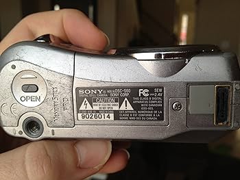 Amazon.com : Sony Cybershot DSCS60 4.1 MP Digital Camera with 3x