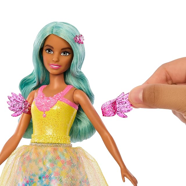 Foto 3 de 6 de Barbie Un Toque de Magia Teresa Muñeca Pelo Azul con Look fantasía, Mascota, Peine y Accesorios