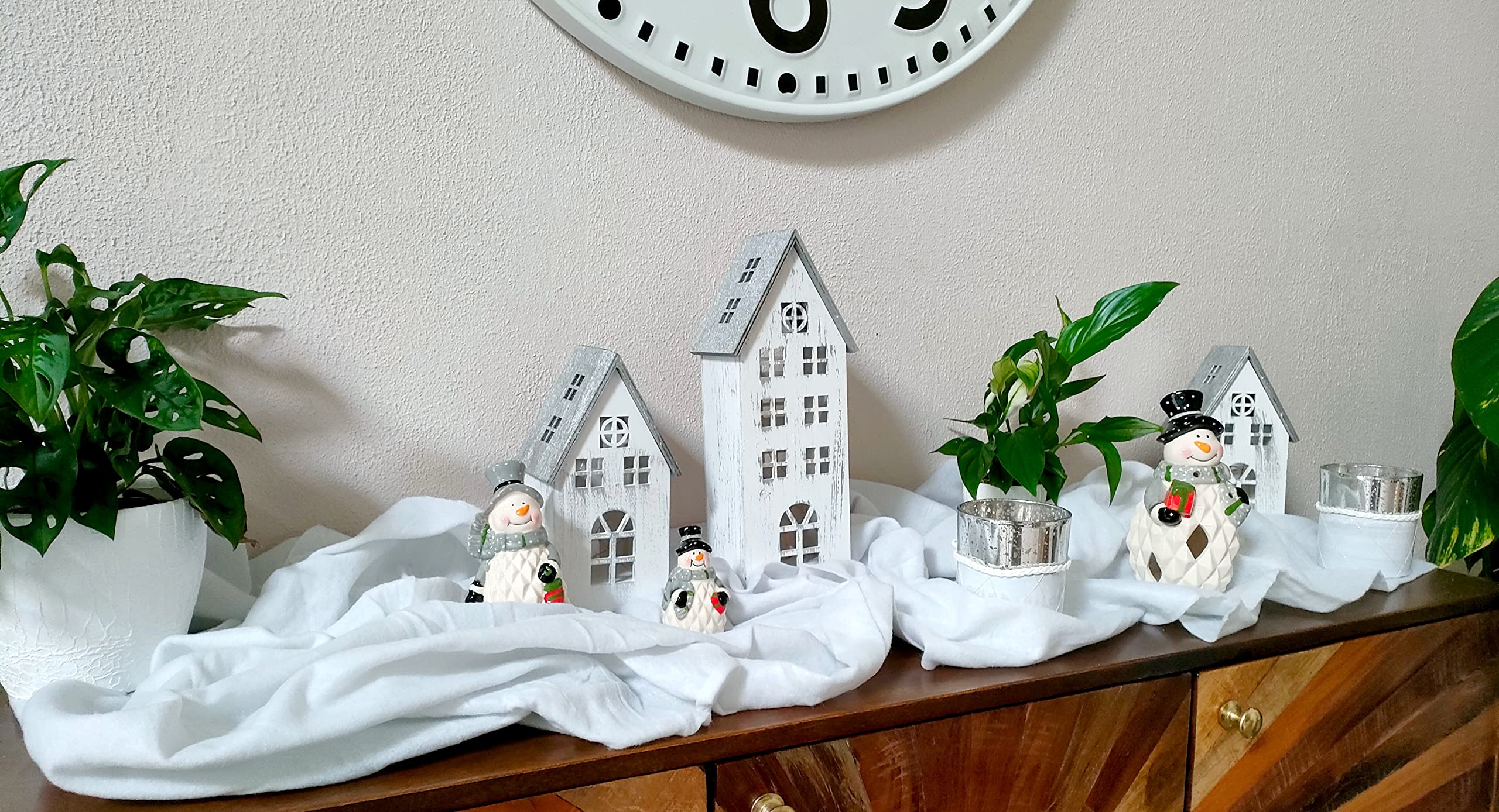 DARO DEKO Schneematte aus Filz weiß 90 x 200cm Kunstschnee Tisch-Deko Schneedecke Schneewatte Küche, Haushalt & Wohnen
