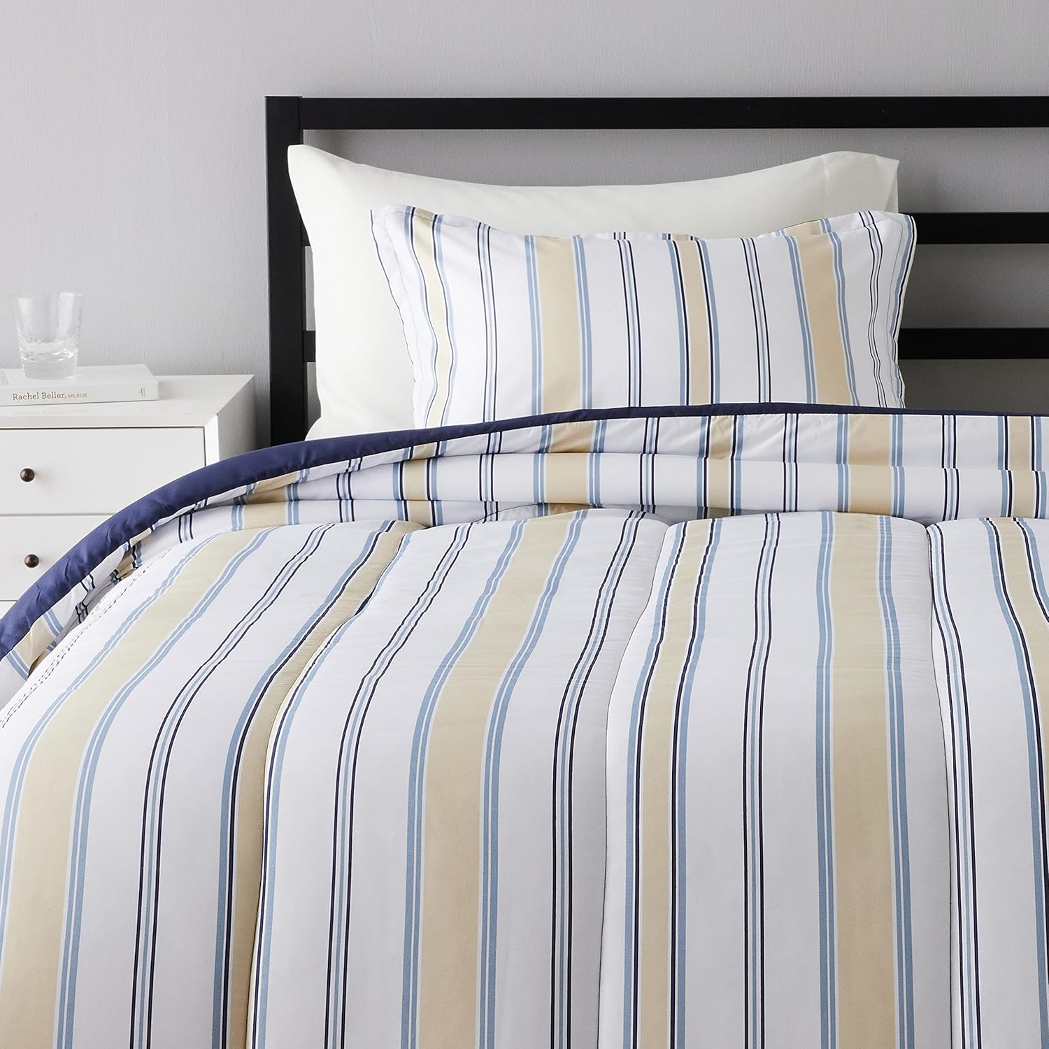 AmazonBasics Comforter Set, Twin / Twin XL, Blue and Tan Stripes