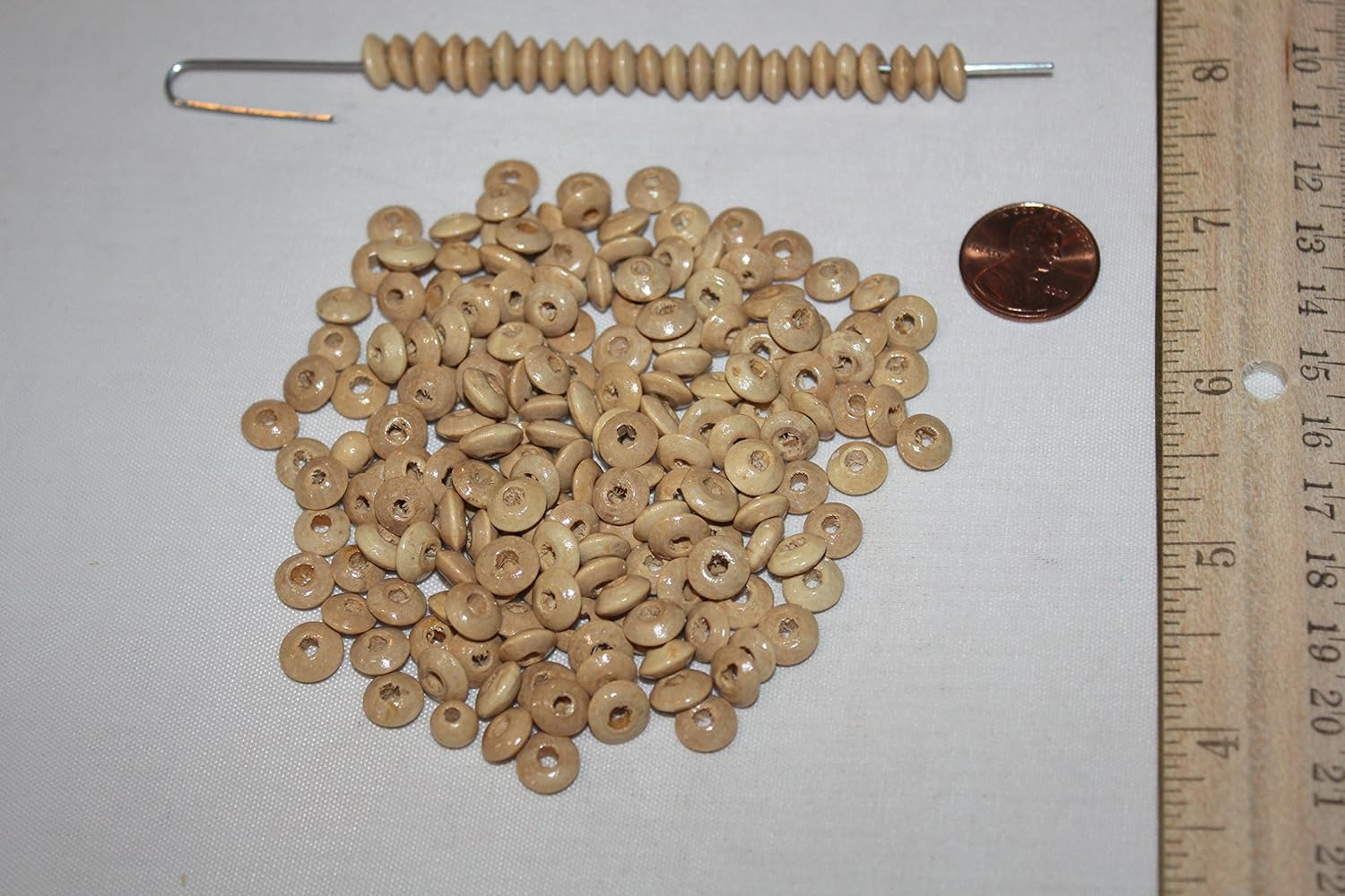 Natural (Polished) Wood Beads - Pack of 1000 Beads or 2000 Beads - Available in 4 Shapes - 5mm, 6mm, 8mm Round & 8mm Disc (8mm - V - 2000 Beads)