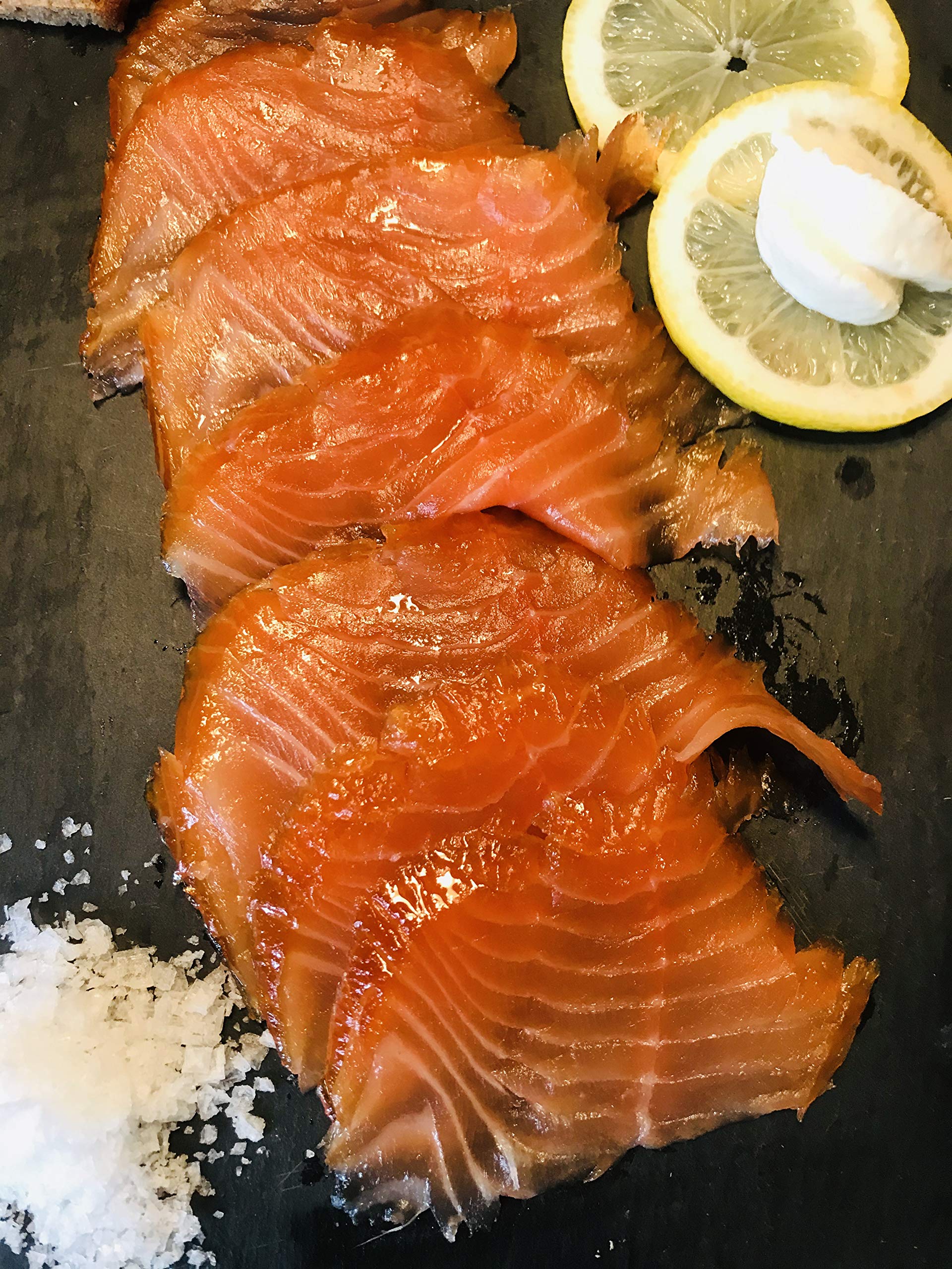 Faroer Räucherlachs, sanft geräuchert, ungeschnitten 1.2 kg Seite