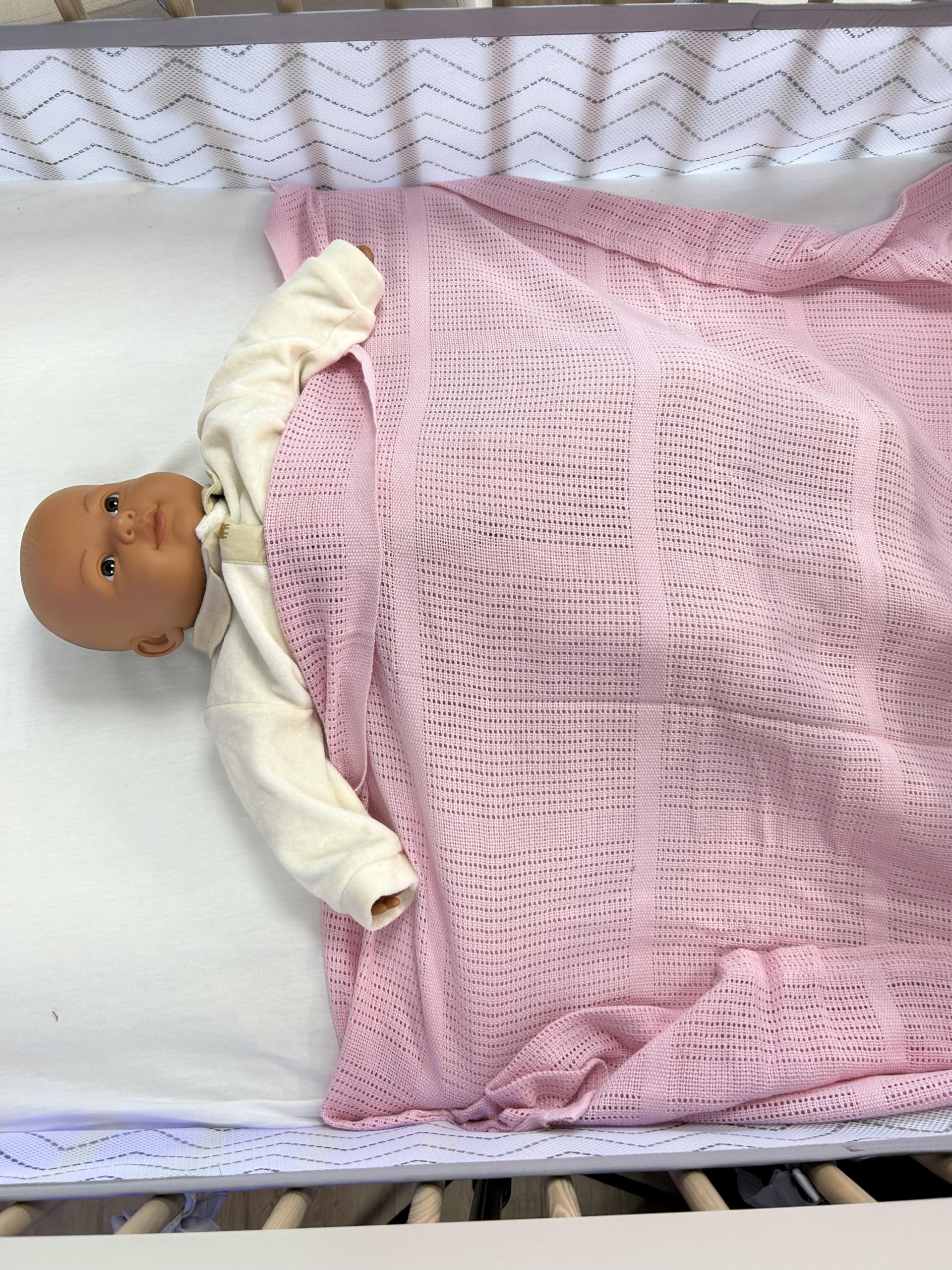 Cotton Cellular Baby Blanket 75×100 cm - Pale Pink, 75cm x 100cm - Image 4