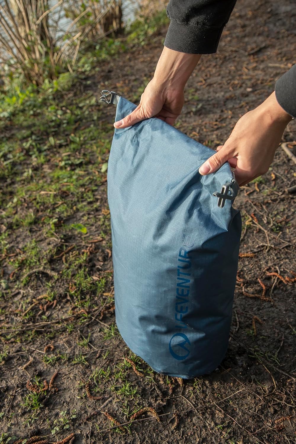 Lifeventure Storm Dry Bag - Ultra Durable Ripstop Fabric Dry Bag with Fully Welded Seams for Kayaking, Camping, Hiking, Blue, 25 l, Dry Bag