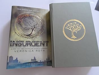 Amazon.com: Divergent / Insurgent / Allegiant: 9780062278784: Roth Amazon.com: Divergent / Insurgent / Allegiant: 9780062278784: Roth