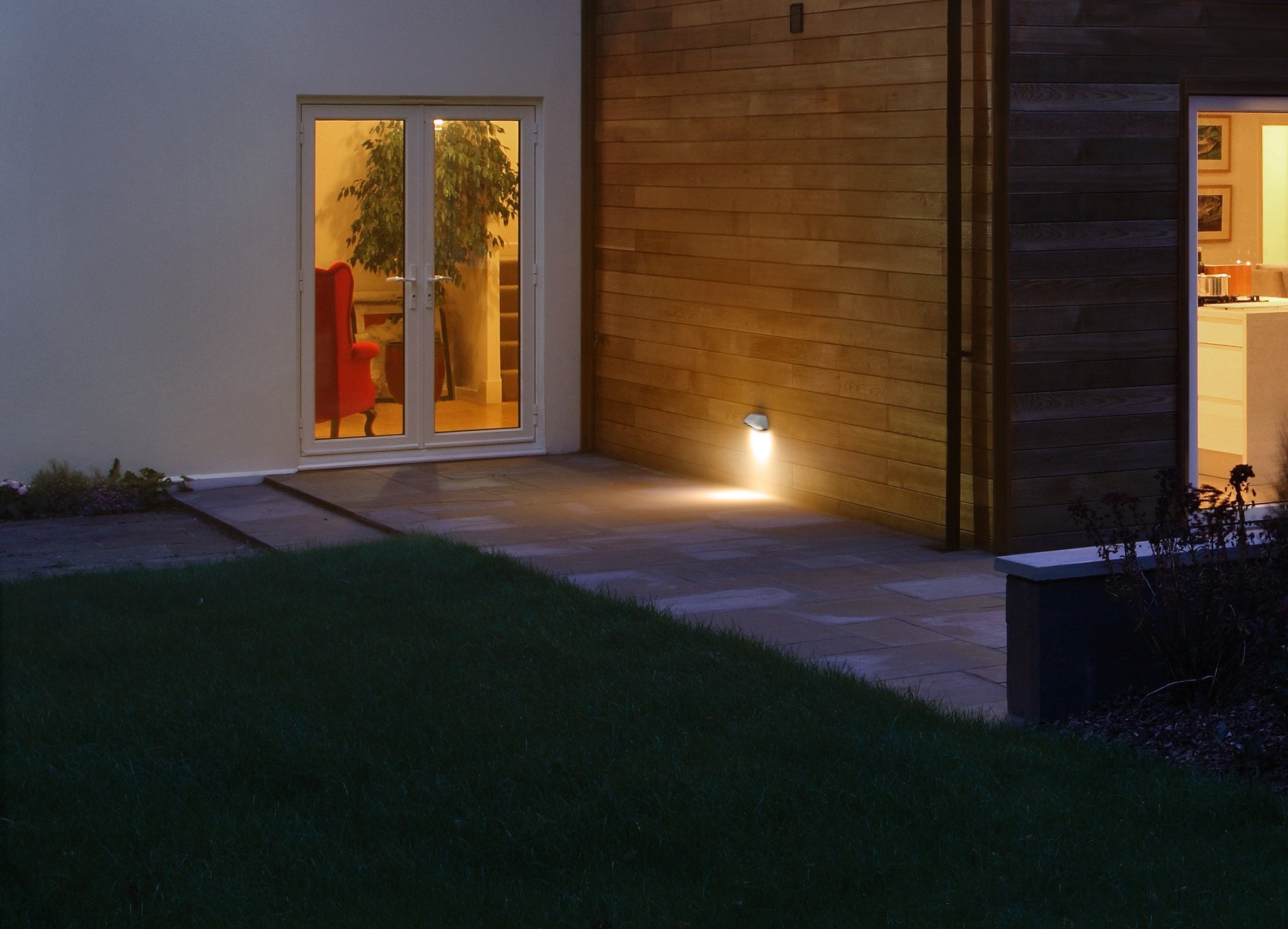 Lampada Da Parete Esterno Osram Endura Style Wall – 12W LED – Alluminio – Con Sensore Opzionale