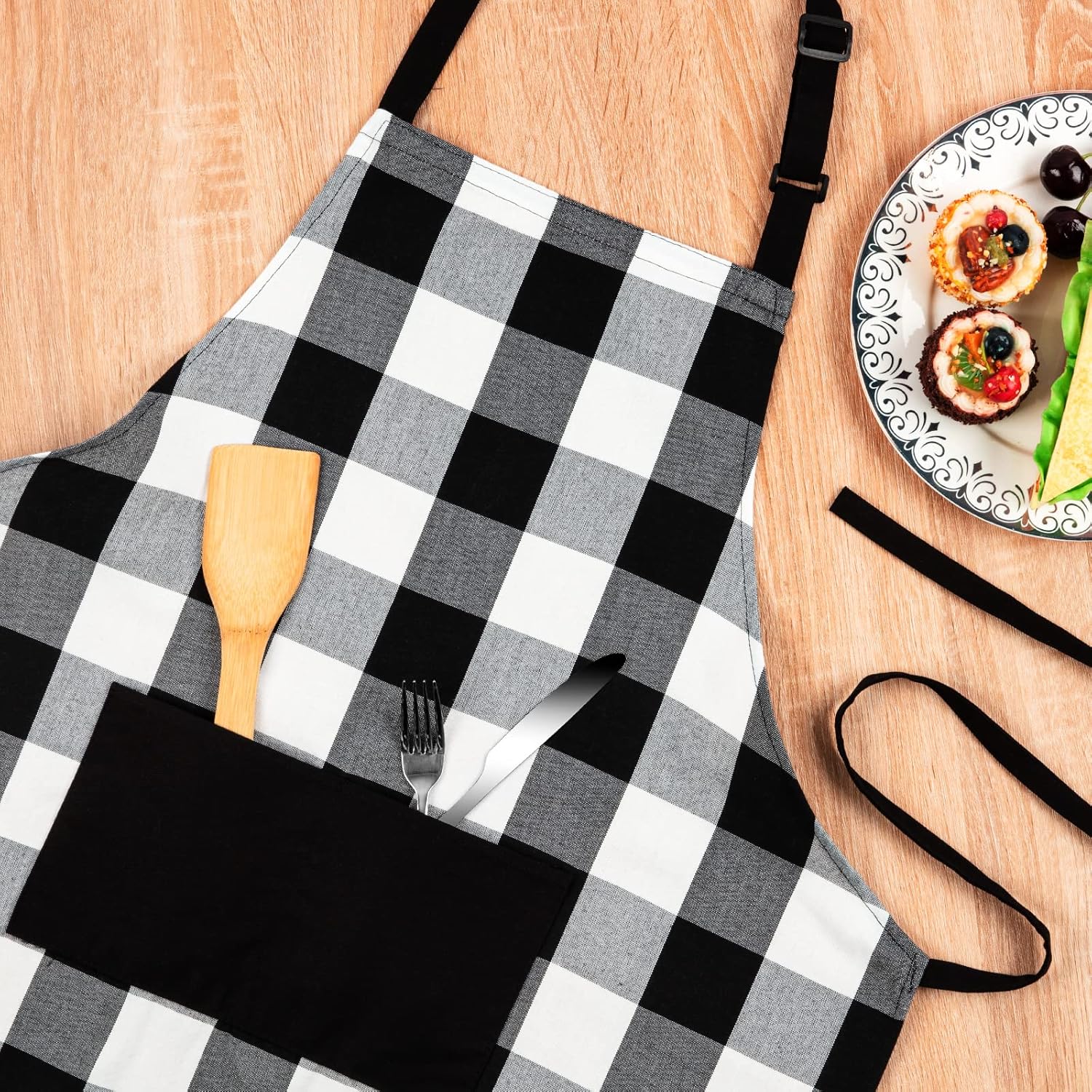 Jubatus 1 Pack Buffalo Check Apron with 2 Pockets Adjustable Bib Chef Kitchen Aprons for Men and Women, Black & White - Image 6