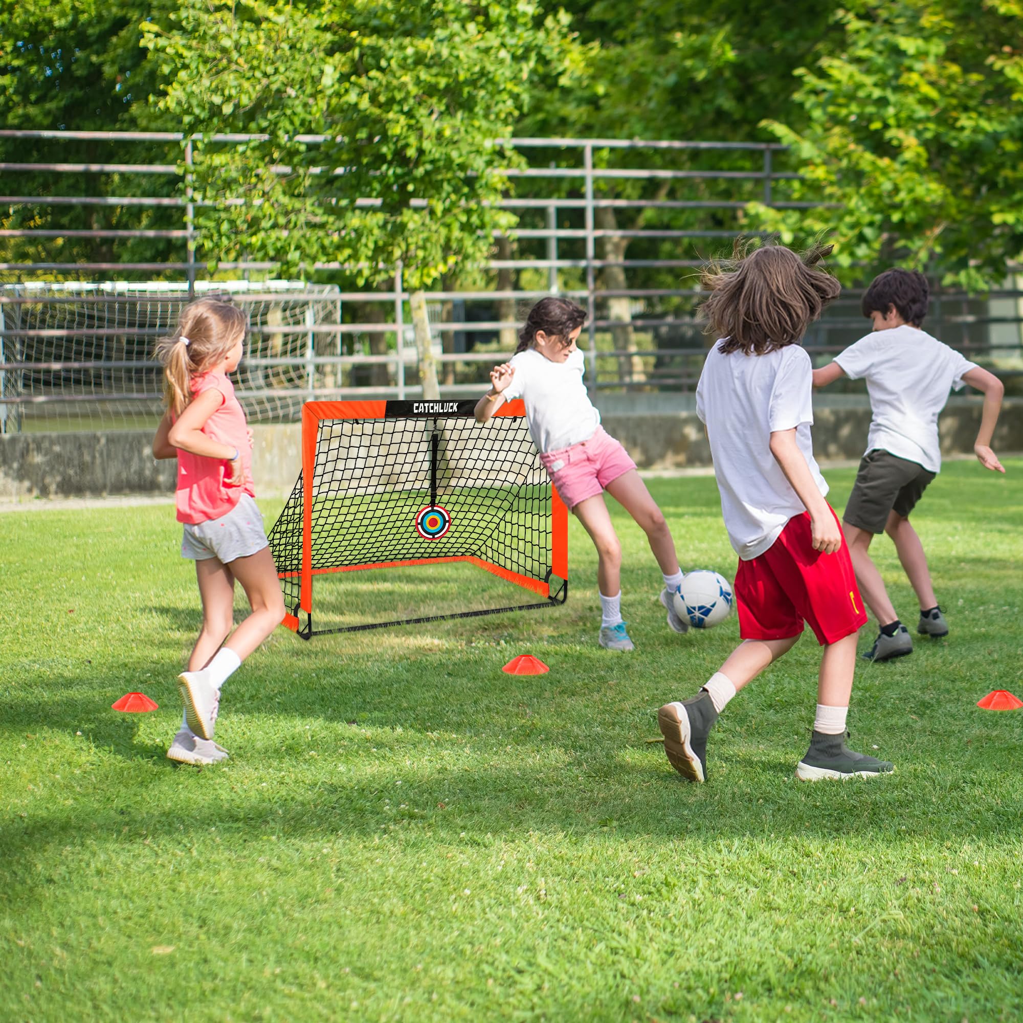 Fussballtore für Garten Kinder Tor Fußball Trainingsset mit Pop-Up 2er Set für Indoor/Outdoor Spiele für Kinder, Inklusive Fußball Größe 3, 9 Trainingskegel, Ballpumpe und Tragetasche
