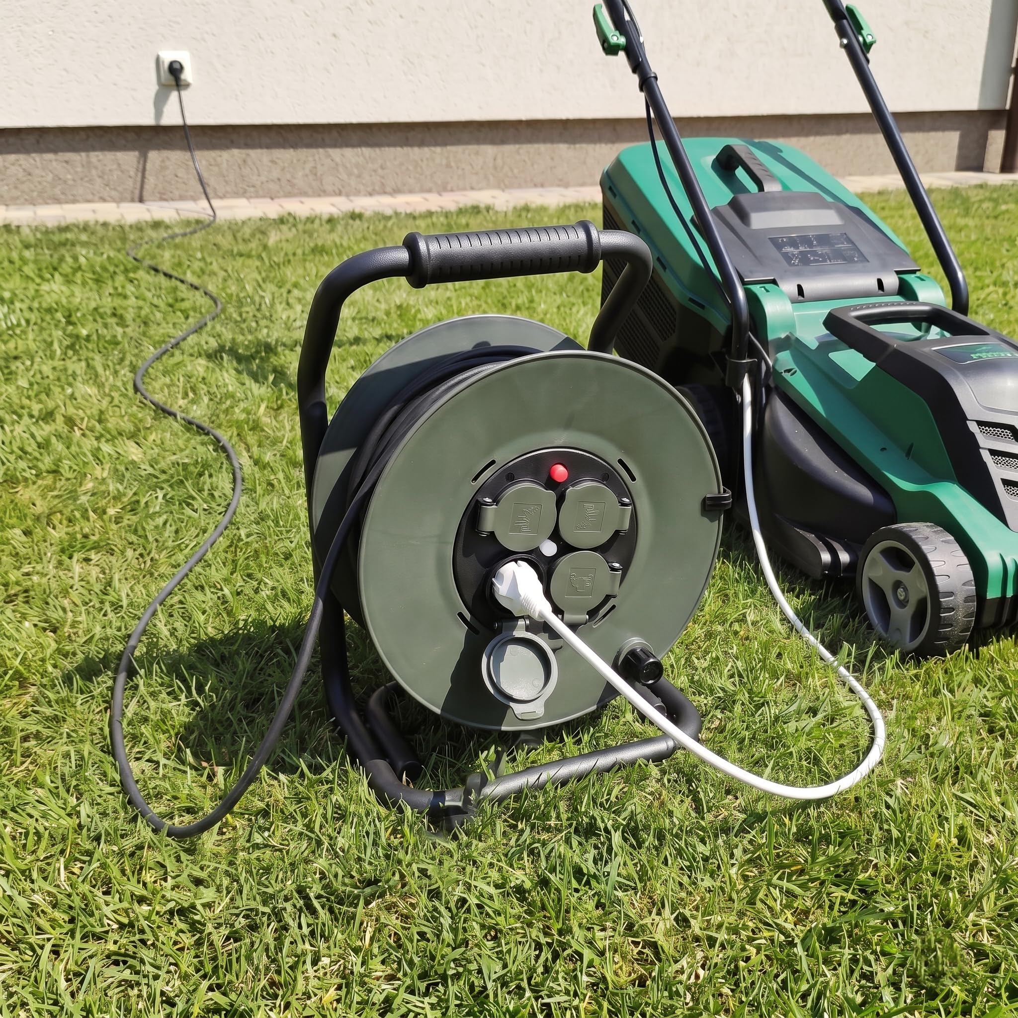 Outdoor Kabeltrommel 50m IP44 mit Schalter