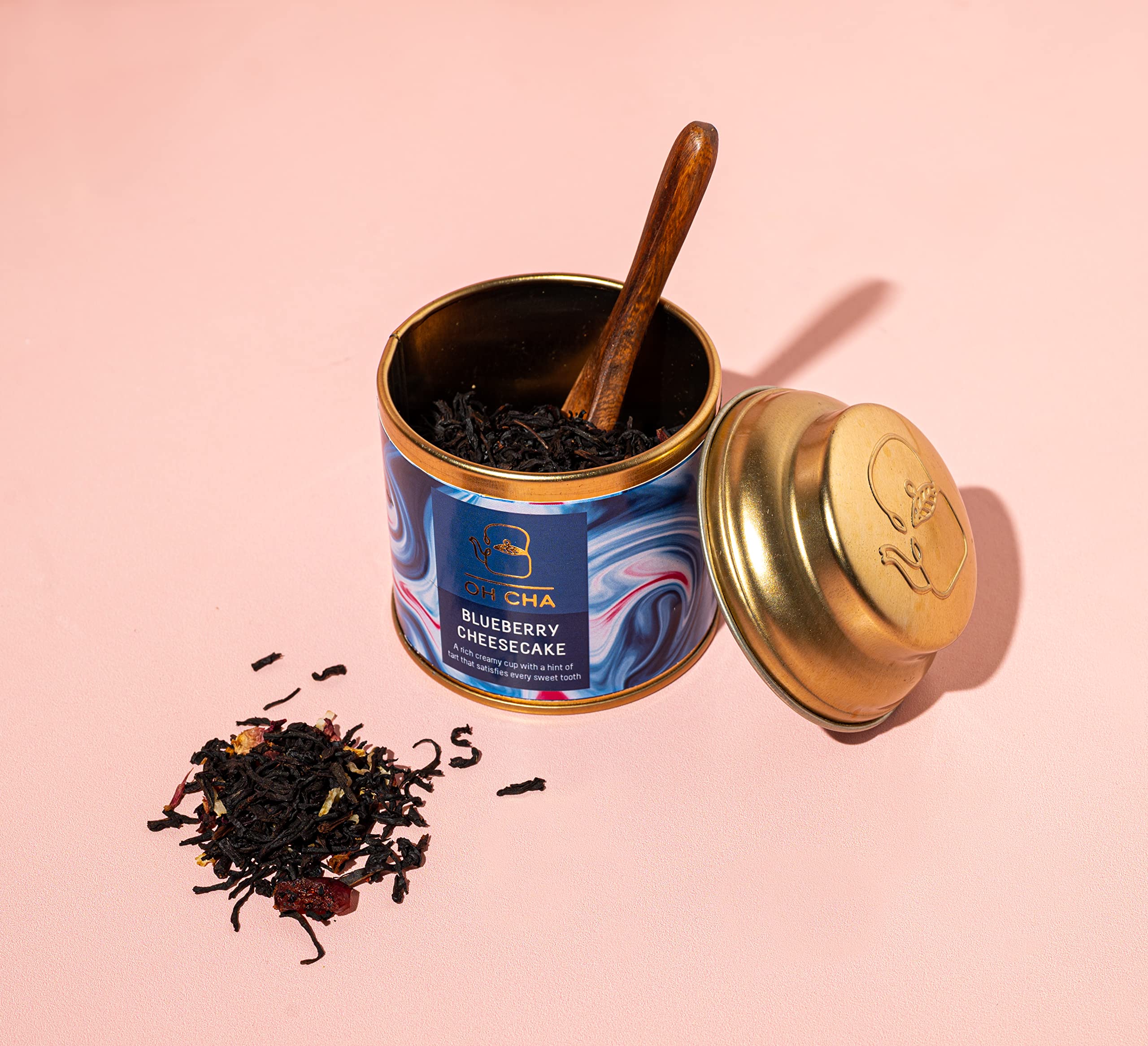 OH CHA - Blueberry Cheesecake Flavoured Tea, 35gms | Darjeeling Black Tea Leaves blended with Strawberry & Blueberry pieces, Cocoa nibs & Rose petals | Blended Darjeeling Whole Leaf | Zero Calories, No Added Sugar | Brew Hot or Iced 3