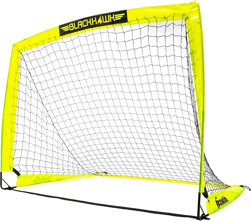 Franklin Sports Blackhawk Portería de fútbol para patio trasero - Redes de fútbol emergentes portátiles - Porterías plegables para interiores y exteriores para jóvenes y adultos - Múltiples tamaños y colores