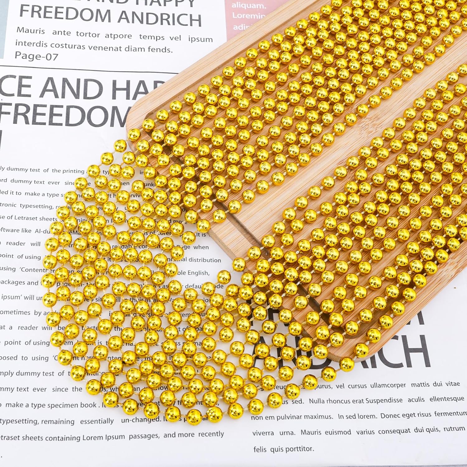 Garma 144 Pcs Beads Necklace Bulk, 33 Inch 7mm Mardi Gras Beaded Necklaces Throws for Woman man Festivals Decorations, Mardi Gras Parades, Night Club Dress-up Events Party Costume