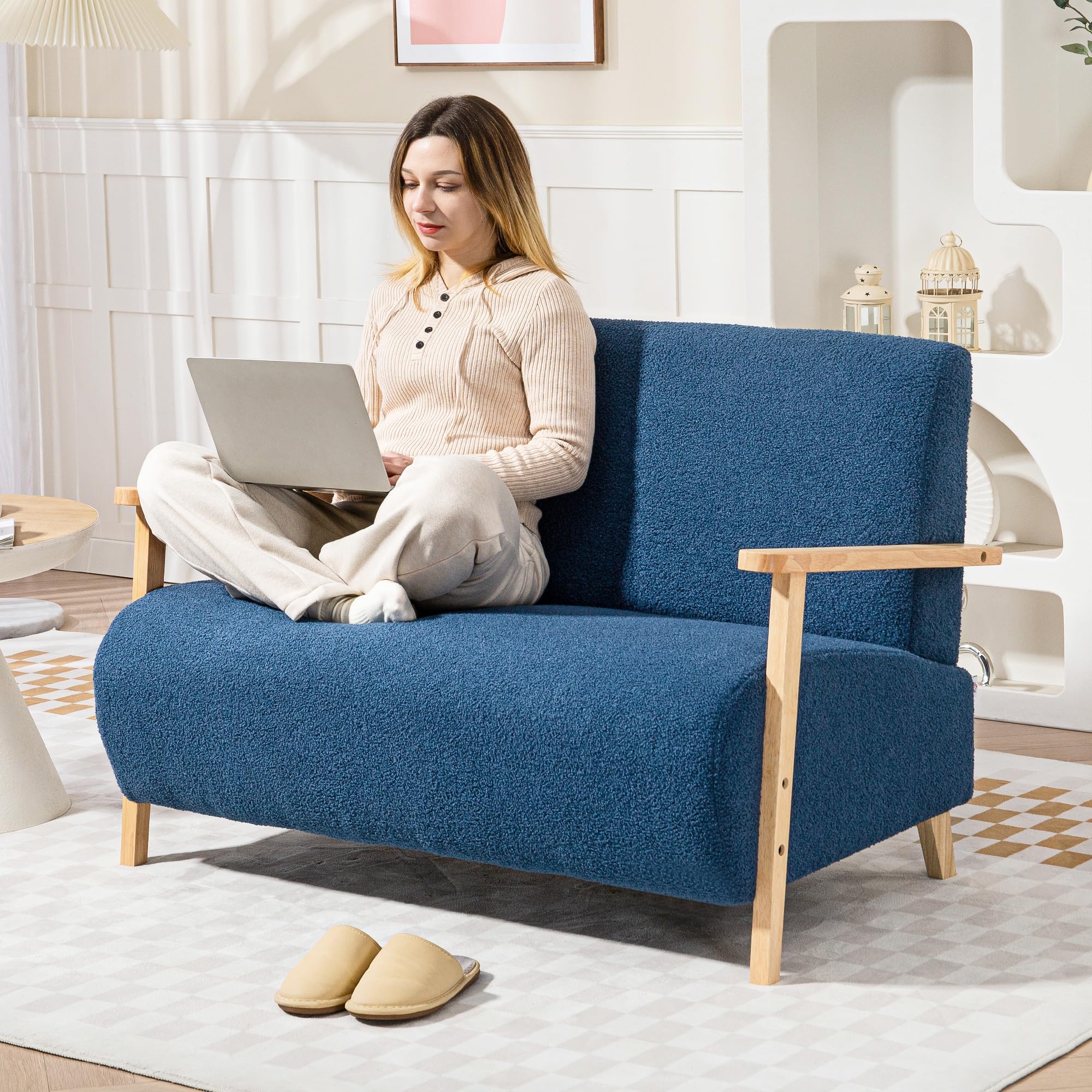 HOMCOM Sofá de 2 Plazas Tapizado en Borreguito Sofá de Salón de 118 cm con Acolchado Grueso Reposabrazos y Patas de Madera para Dormitorio Sala de Estar Azul Oscuro