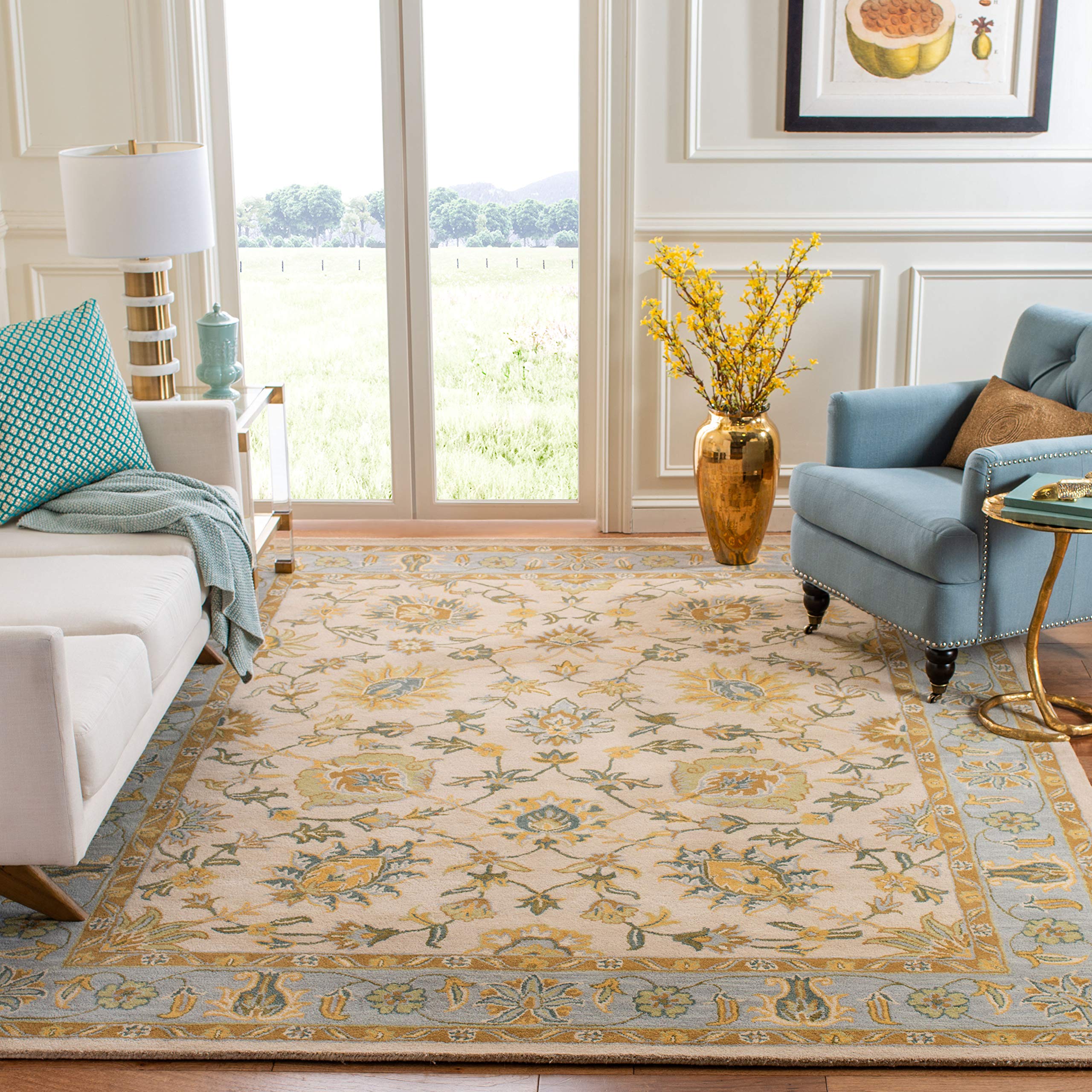 SAFAVIEH Classic Collection Area Rug - 5' x 8', Ivory & Light Blue, Handmade Traditional Oriental Wool, Ideal for High Traffic Areas in Living Room, Bedroom (CL934B)