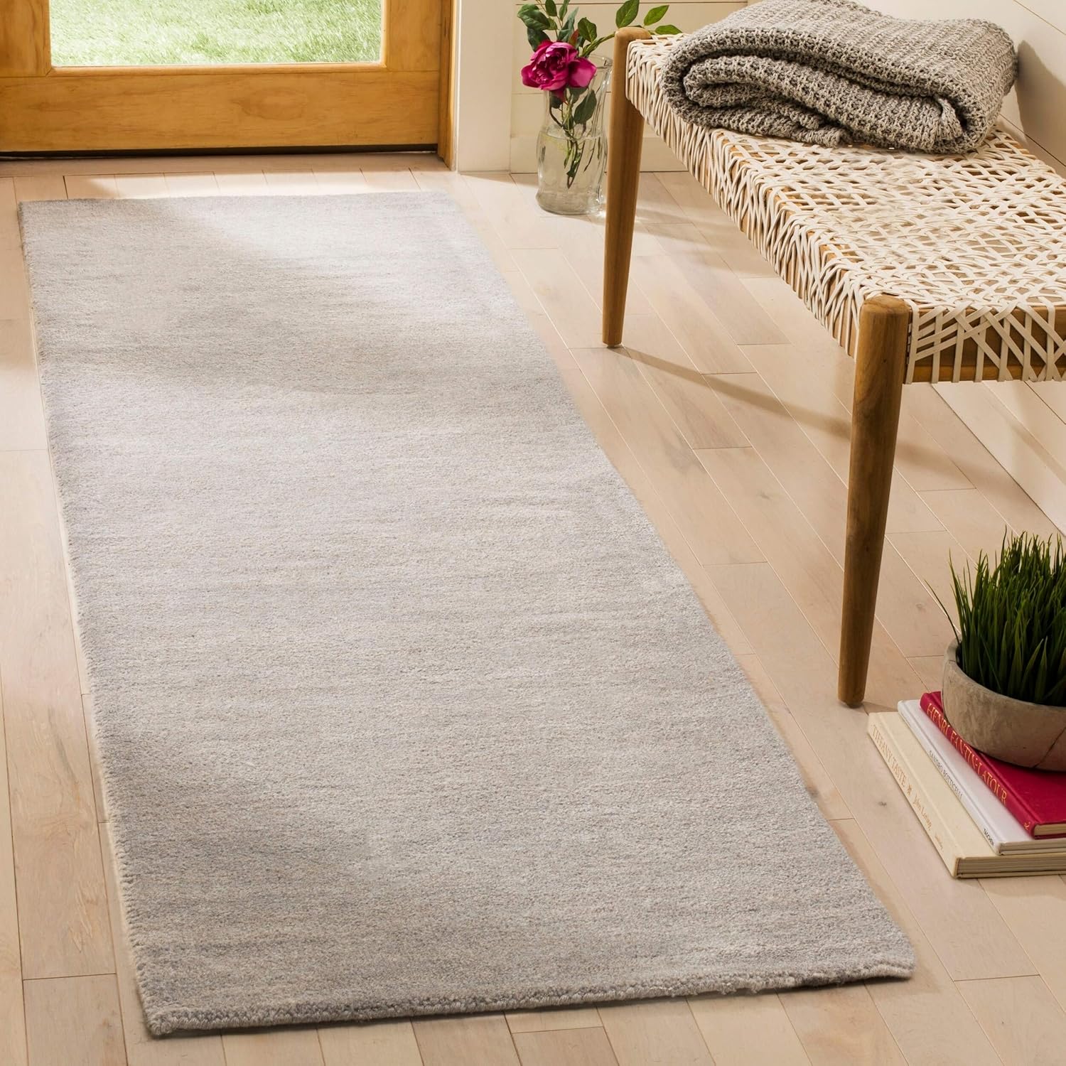 Safavieh Himalaya Collection HIM610K Handmade Grey Wool Runner, 2Feet