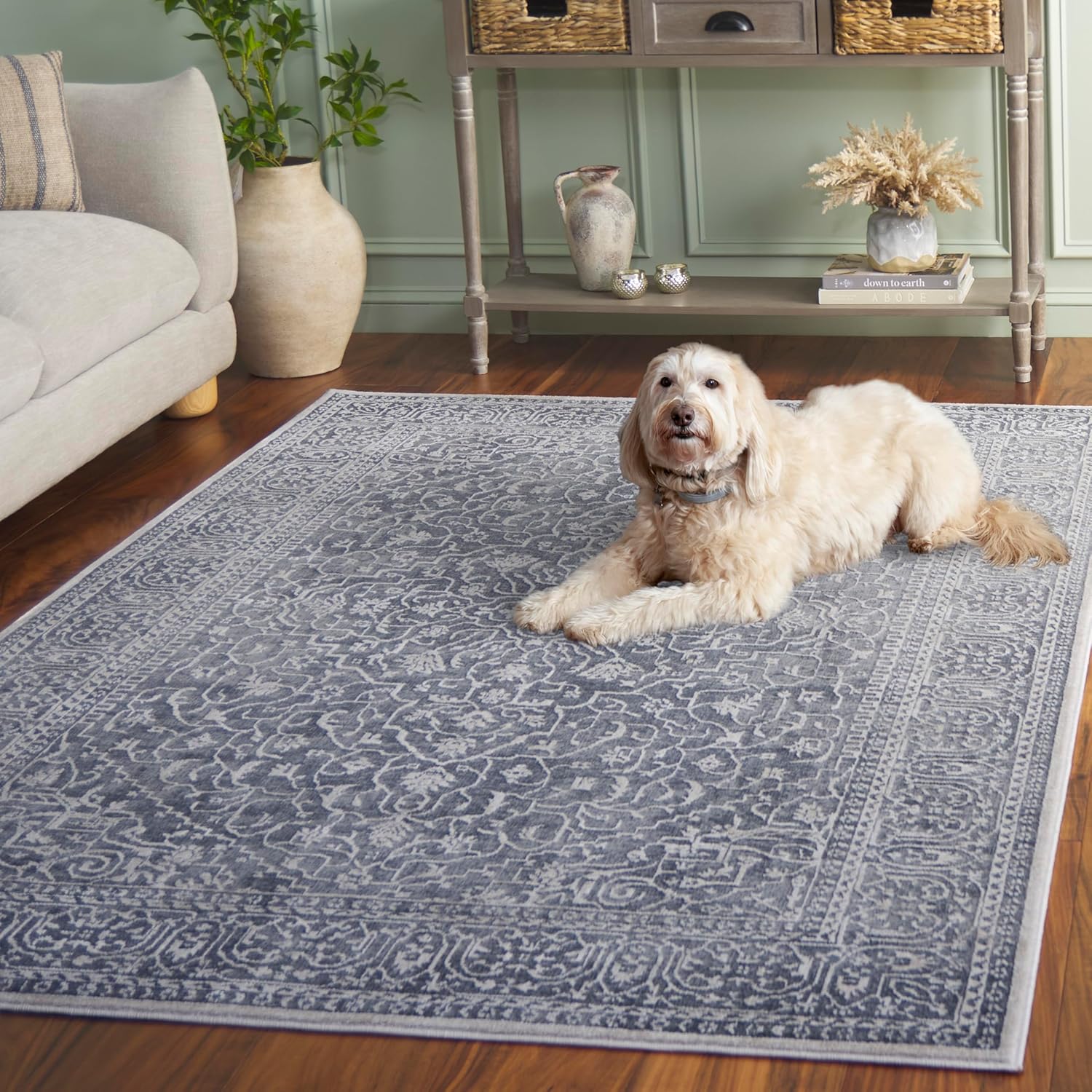SAFAVIEH Area Rug 5' Square - Reflection Collection - Dark Grey & Cream, Non-Shedding & Easy Cleaning, Ideal for Living Room, Bedroom (RFT670B)