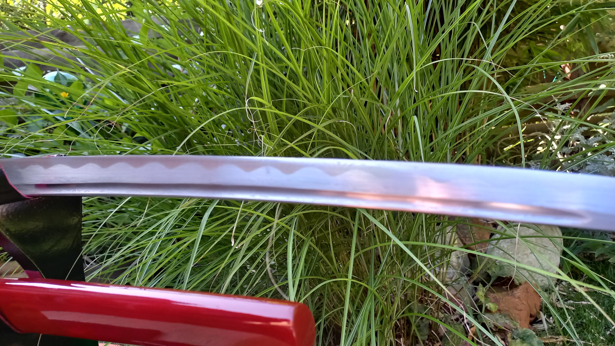 Samurai Schwerter Dragon Samurai Katana - scharf, echt & handgeschmiedet - gefaltetes Katana Schwert ohne Ständer - echtes Japanisches Samurai Sword aus Kohlenstoffstahl - Japan Deko Katanas