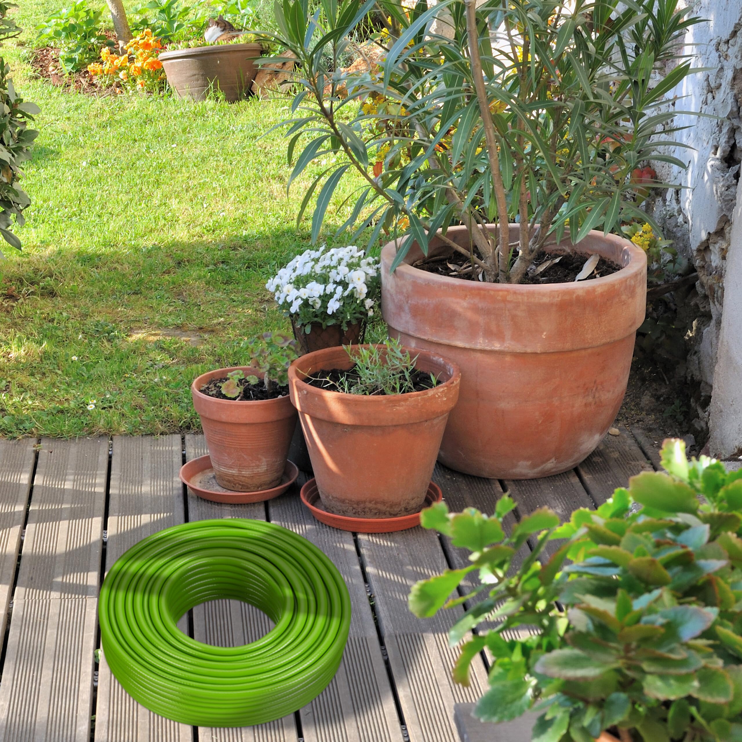 Relaxdays Tuyau d’arrosage Pratique de Longueur 50 m, 1/2 Pouces, pour Surfaces de Gazon et parterres, Vert Clair