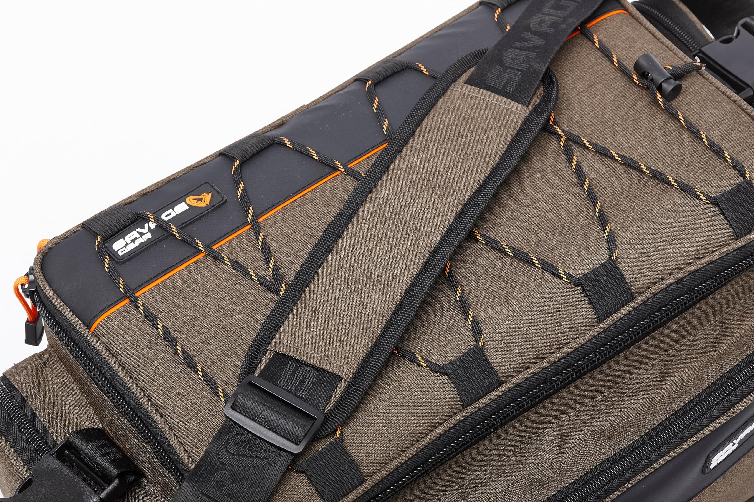 Savage Gear System Box Tasche - Leichte Umhängetasche für Mobile Angler - Inklusive 3 Köderboxen, ergonomischem