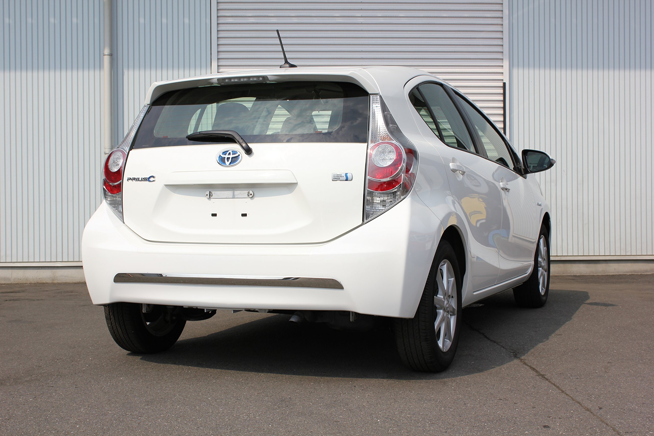 ☆トヨタ アクアnhp10 リアバンパー パールホワイト Amazon | ✕L393 ハチハチハウス トヨタ アクア AQUA NHP10 リア