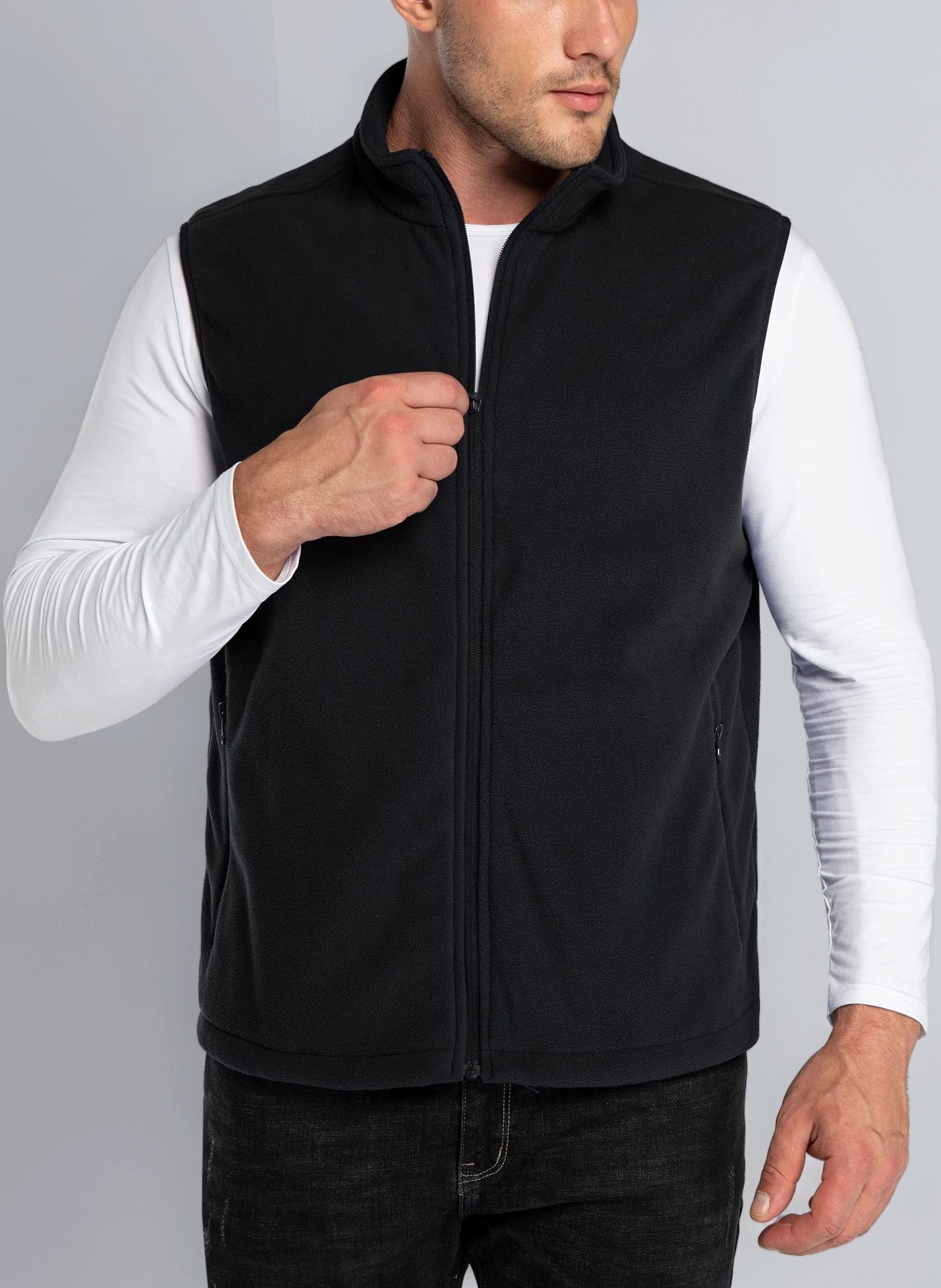 Men's Fleece Gilets Lightweight Sleeveless Jacket Vest Windproof Bodywarmer Outerwear Golf Gilet With Zip Pockets for Hiking Cycling Running