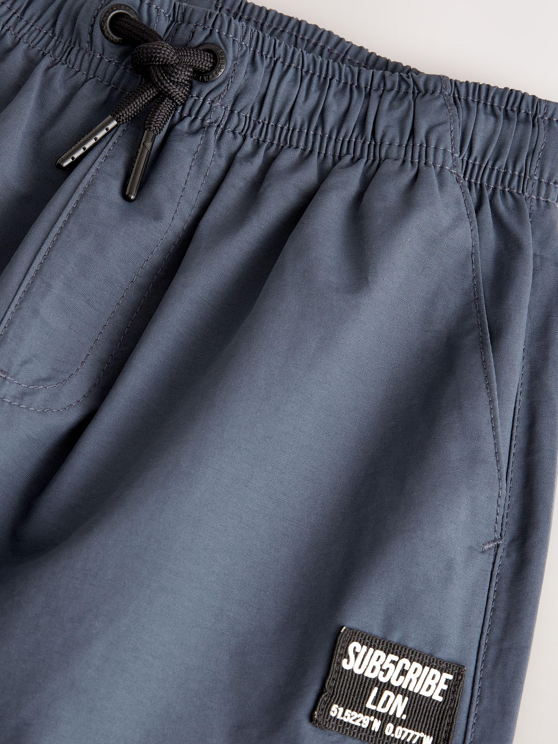 NEXT Niños Pantalones Cargo con Bolsillos con Cremallera