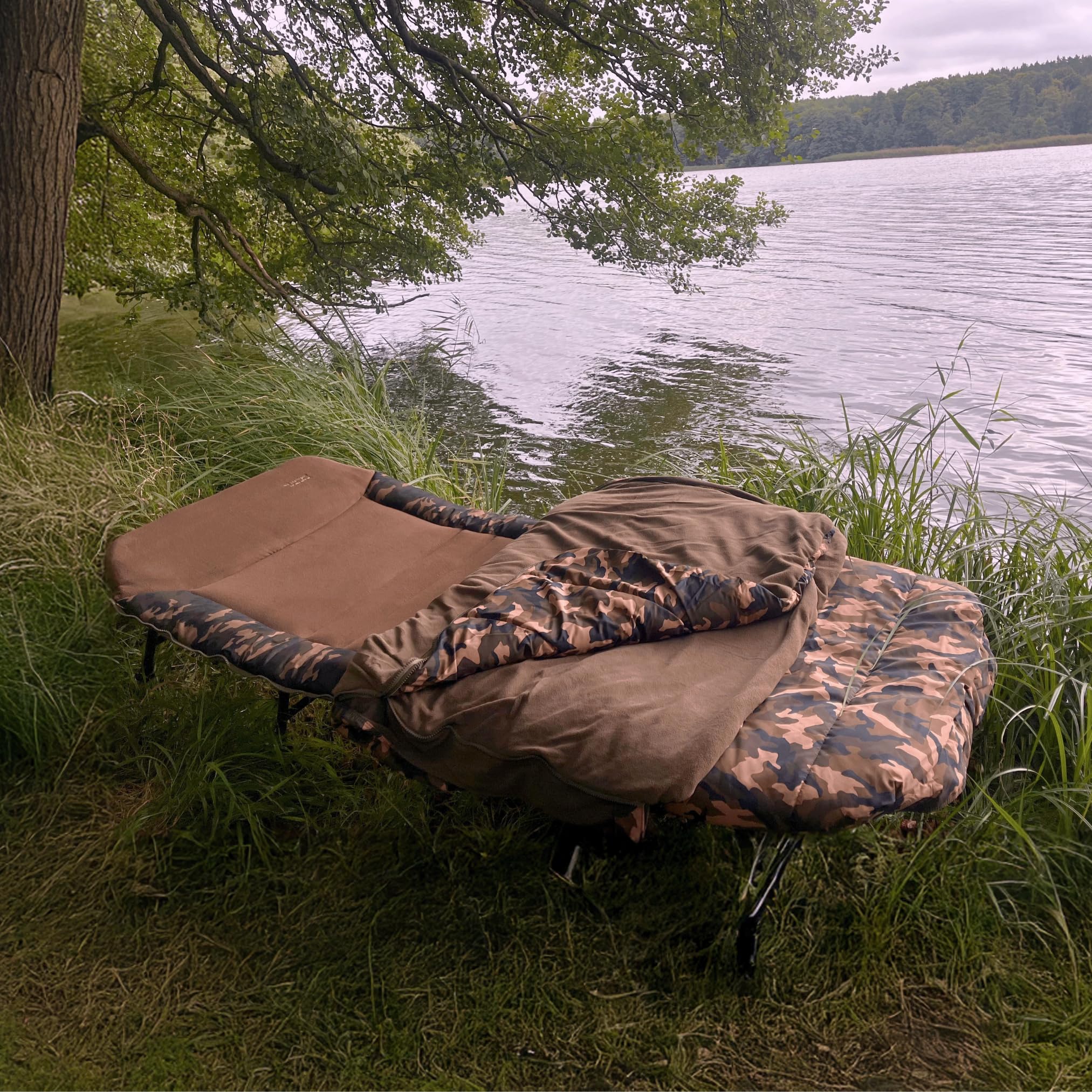 Carp Madness Lettino/sedia a sdraio con 8 gambe, in alluminio, per pesca alla carpa