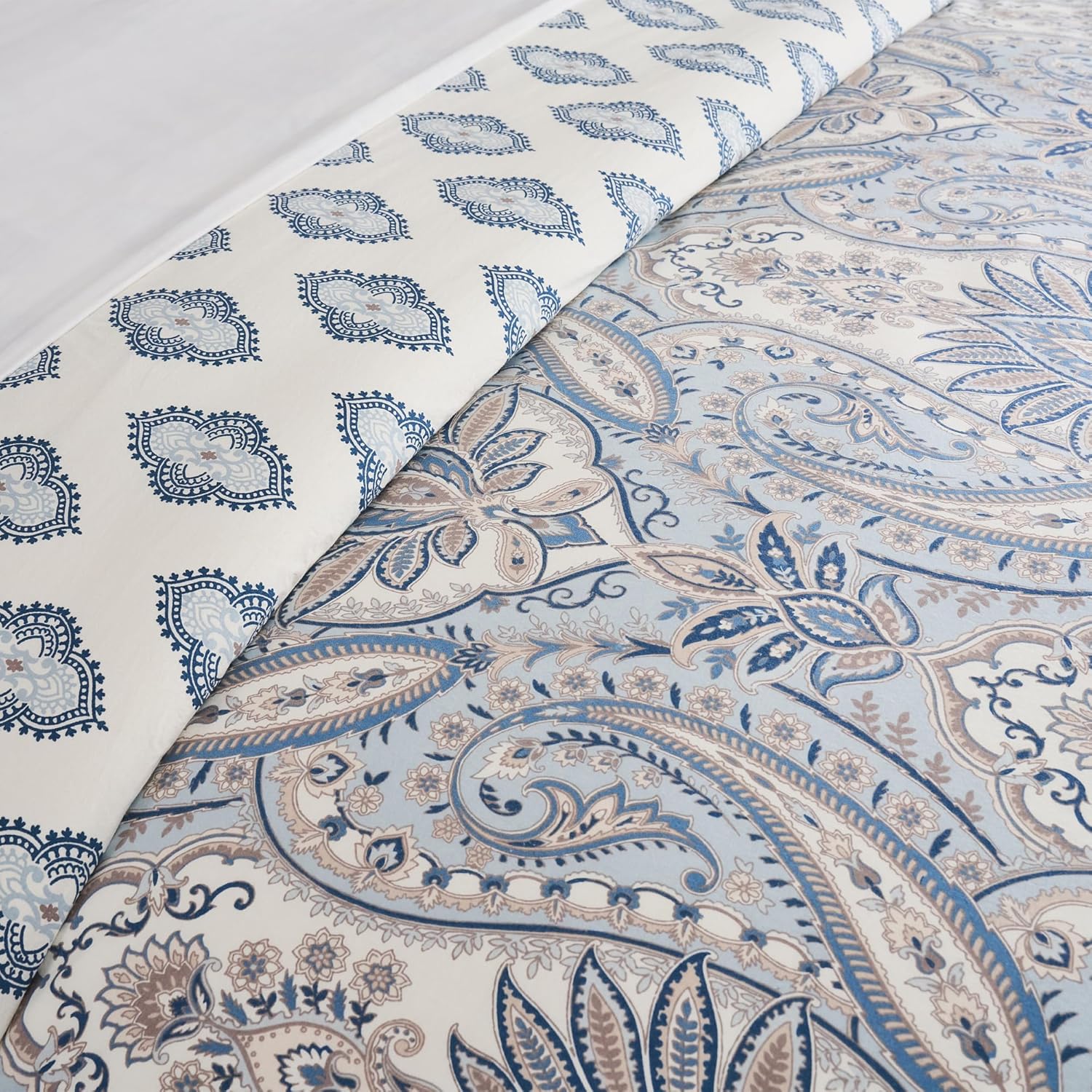 Levtex Home Kasey Blue Comforter Set – Full/Queen Comforter (88x92in) and 2 Standard Shams (20x26in) – Medallion and Paisley Design – Blue – Reversible – Cotton