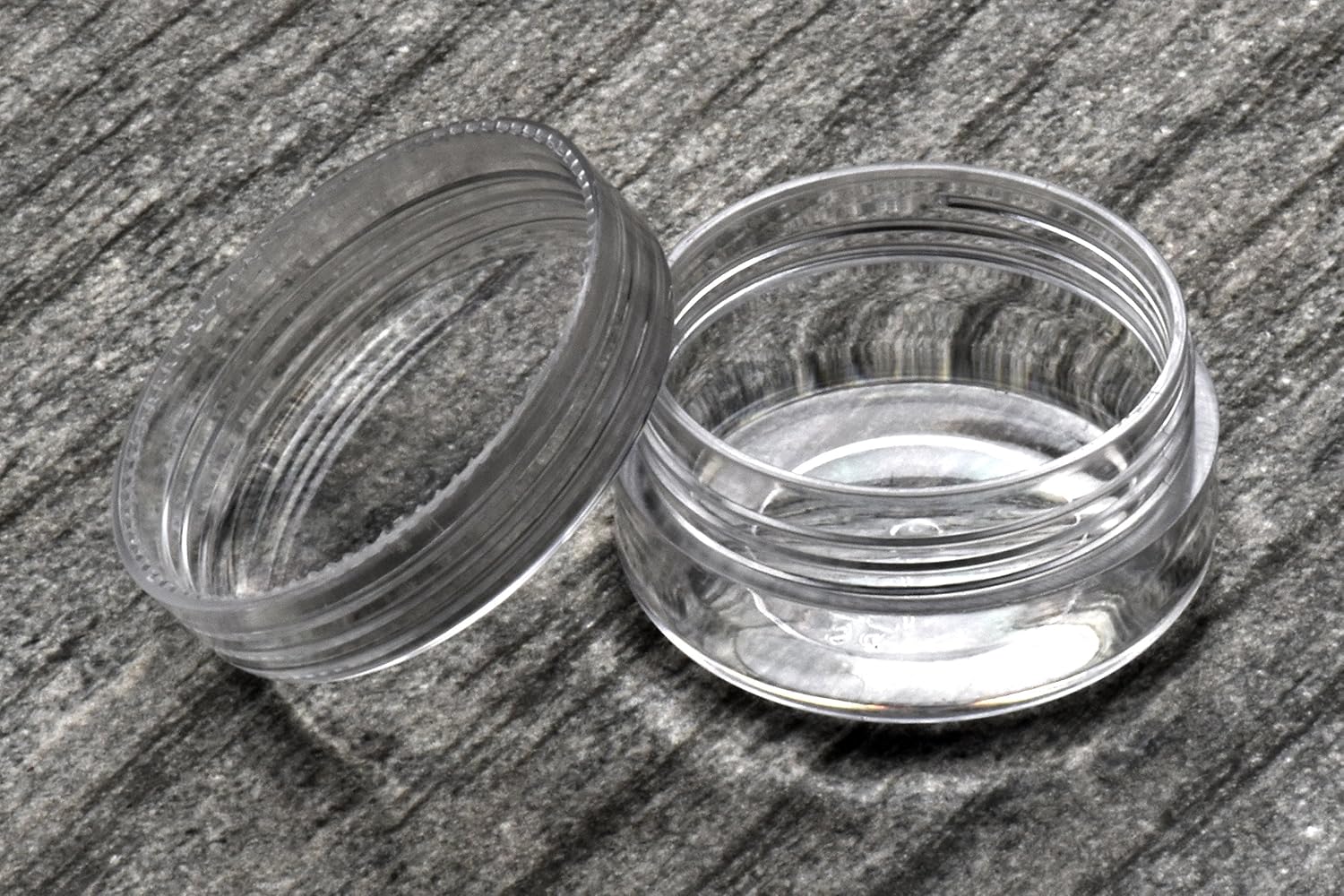 SE Clear Round Plastic Storage Containers with Screw-On Lids (Set of 12) - 87440BB
