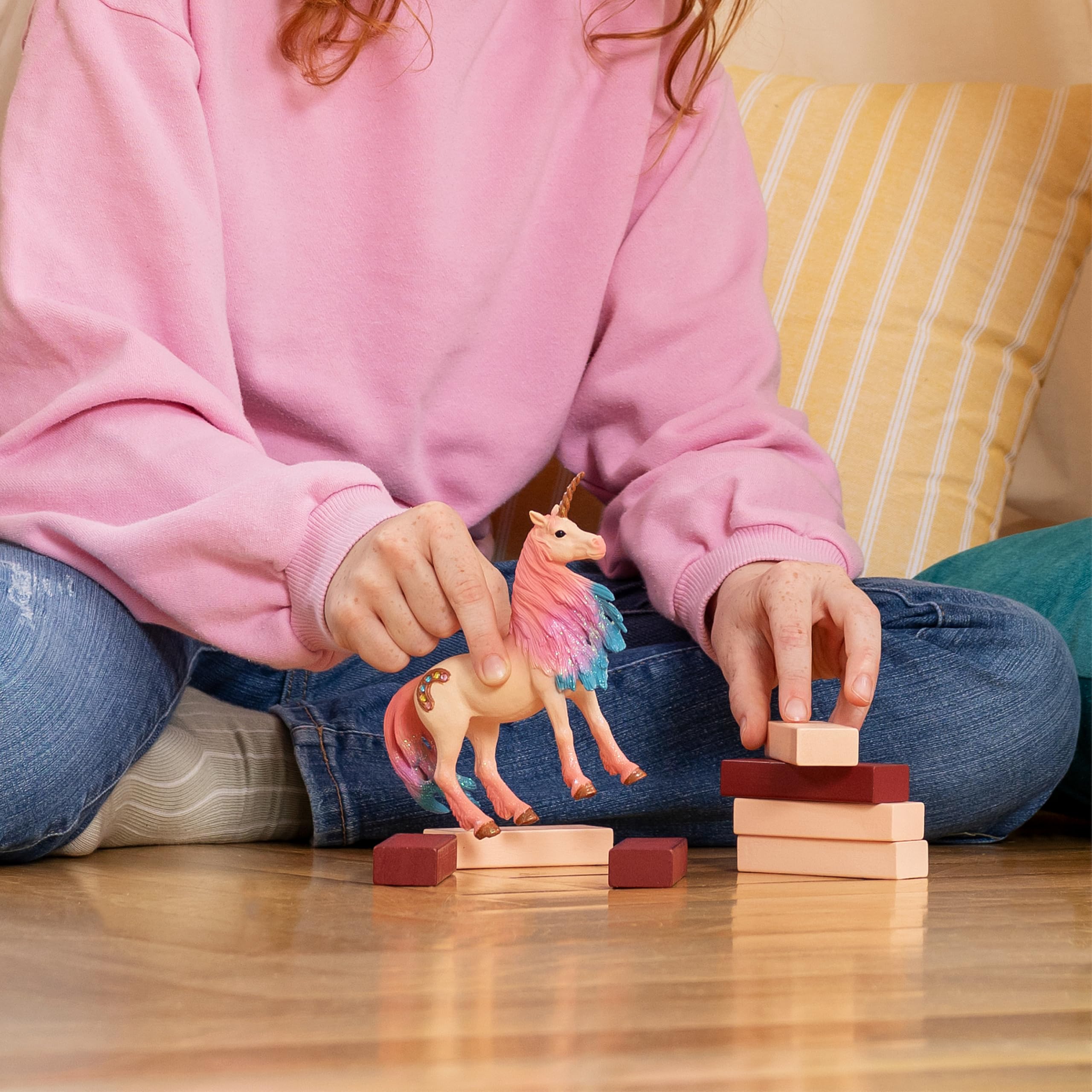 schleich BAYALA | Jednorożec Marshmallow 70723 | szczegółowa figurka z błyszczącymi elementami | prezent dla dzieci od 5 lat | figurka kolekcjonerska 13 x 4 x 13 cm