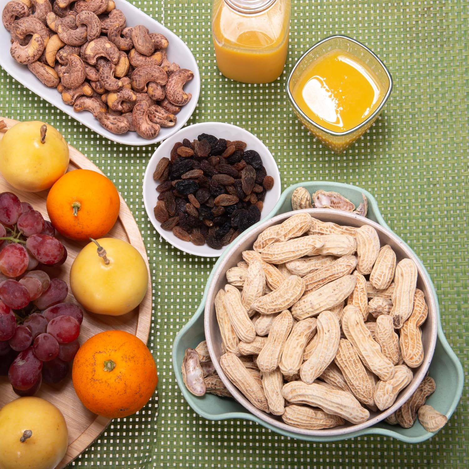 Bamboo's Grocery Double Dish Snack Bowl For Pistachios, Peanuts, Edamame, Cherries, Nuts, with Shell Storage (Green)