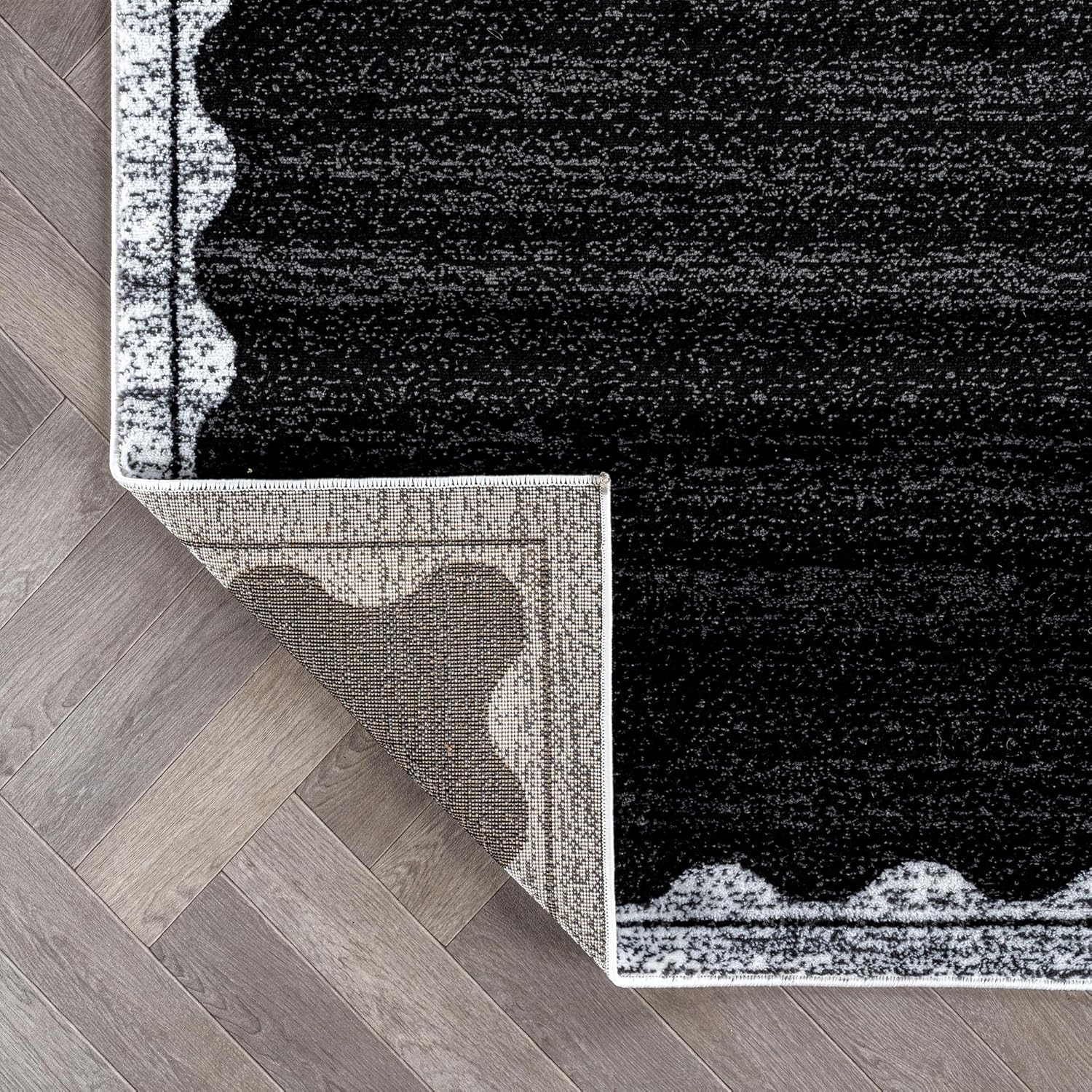 Rugshop Minimal Scalloped Border Indoor Area Rug for Living Room Kitchen Bedroom Entryway, 5' x 7' Black/Ivory