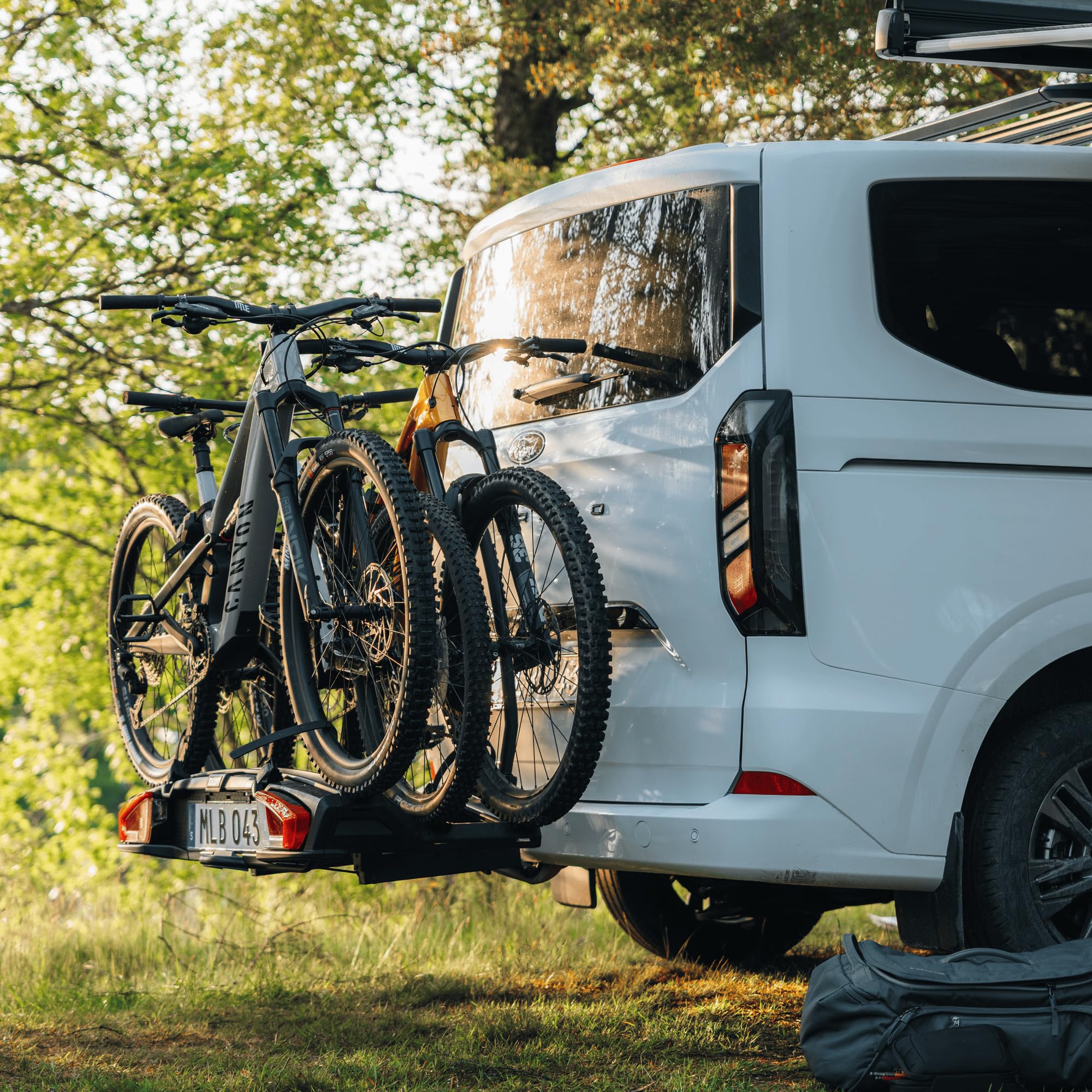 Thule Velospace 3 Plattform-fahrradträger Für Anhängerkupplungen Black, 3(4) Bikes