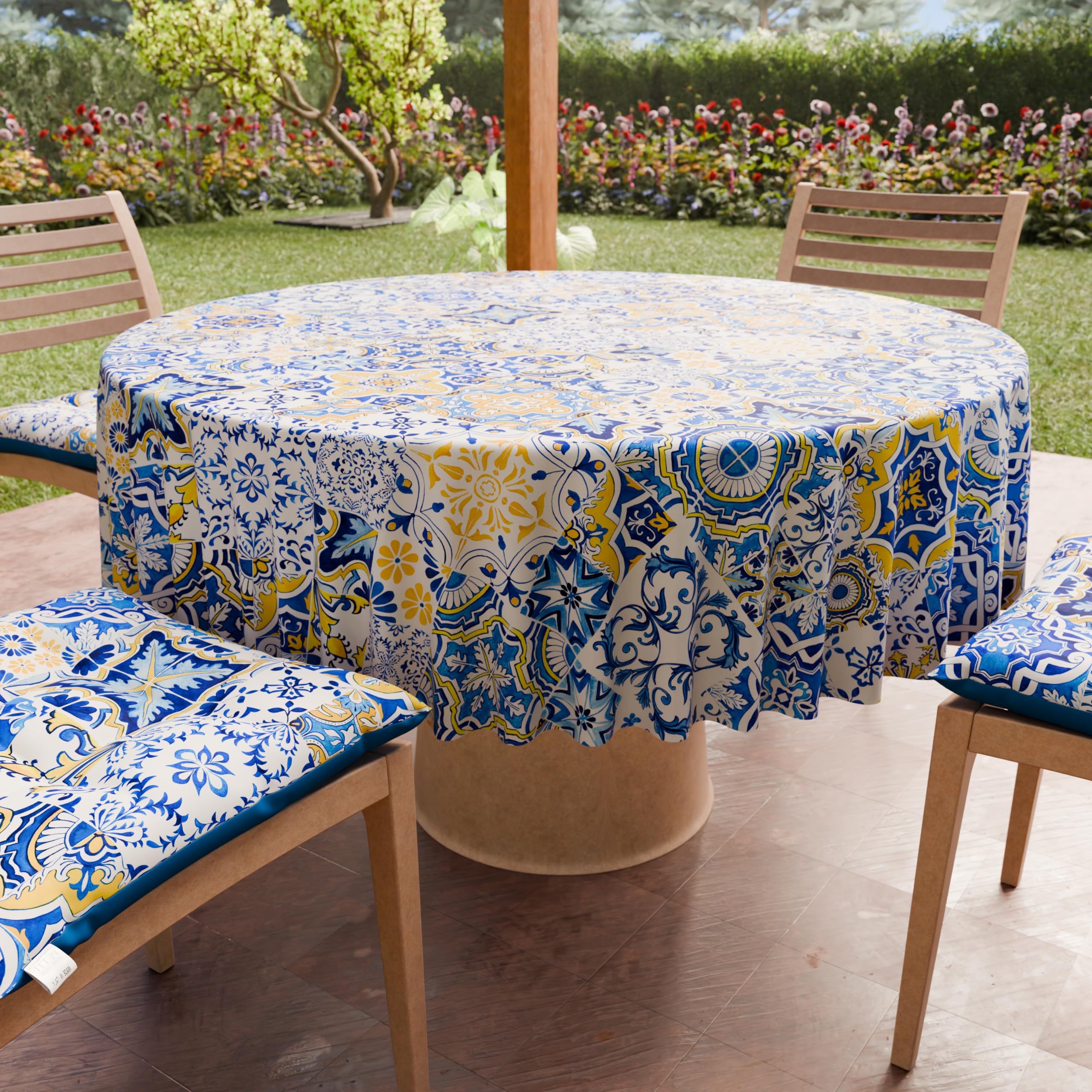 PETTI Artigiani Italiani - Anti-Stain Round Microfibre Tablecloth (Diameter 220 cm), Kitchen Table Cover for Round Table, Vietri 02 Design, Blue, 100% Made in Italy