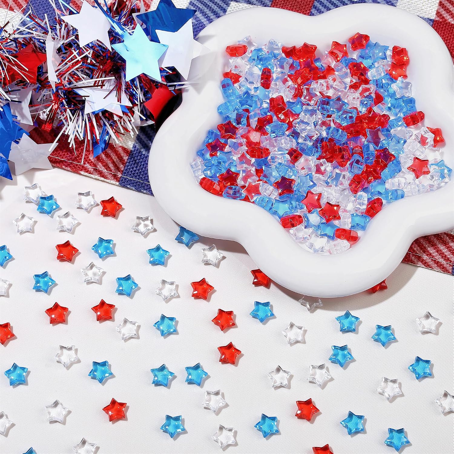 YATOJUZI 500 PCS Acrylic Star Vase Filler, 4th of July Table Decorations | Patriotic Memorial Day Party Decor, Fourth of July Red White and Blue Plastic Stars Gems for DIY Crafts