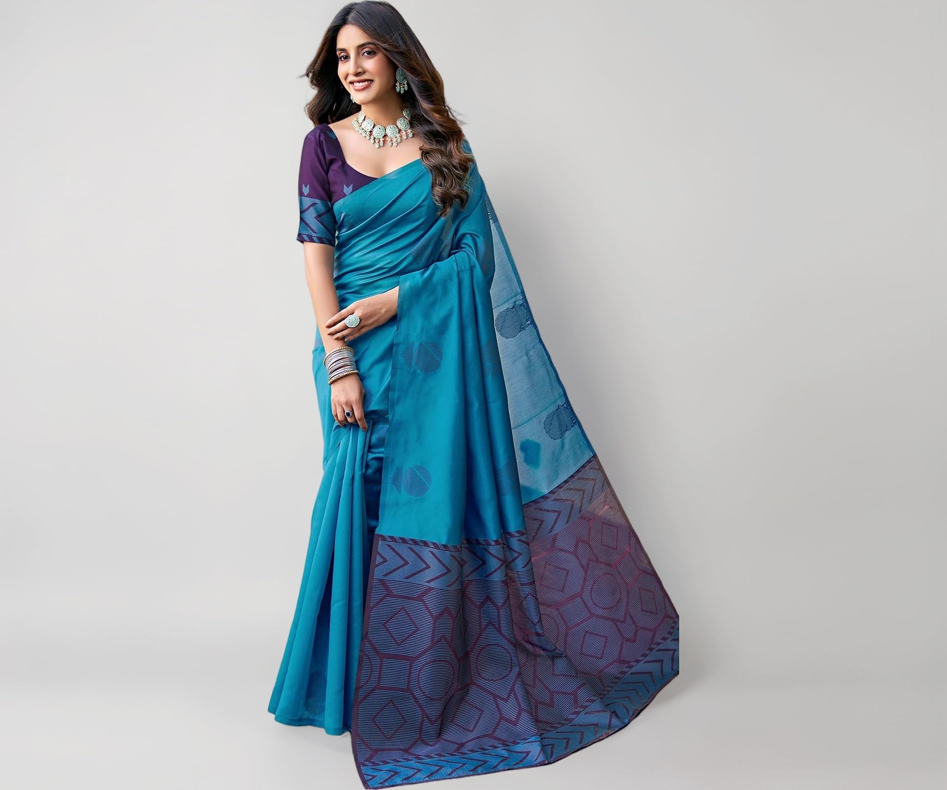 Women's Banarasi Silk Jacquard Saree with Unstitched Blouse Piece