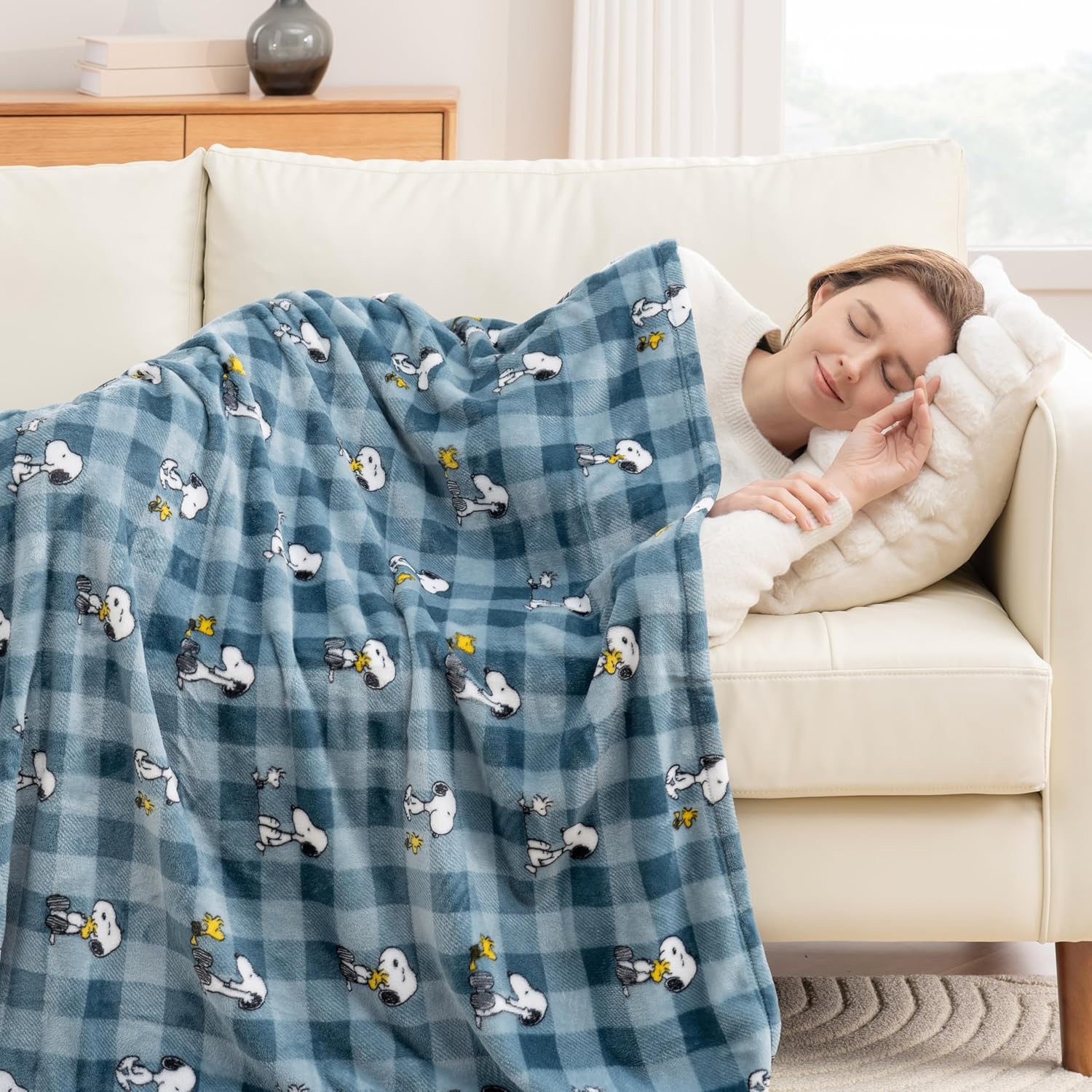 Berkshire Blanket Peanuts® VelvetLoft® Cute Character Snoopy Plush Throw Blanket,Peanuts Snoopy Everyday Buffalo Plaid Navy Tonal,Throw 55 in x 70 in (Official Peanuts® Product) - Image 4