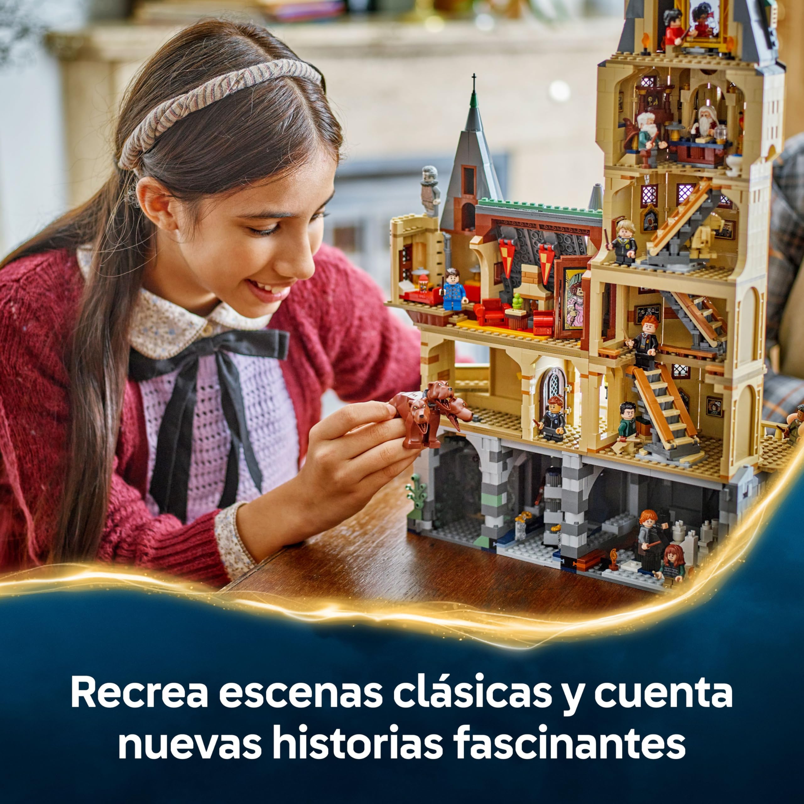 LEGO Harry Potter Castillo de Hogwarts: Torre Central - Castillo de Juguete con Cuarto de Llaves Voladoras y Ajedrez Mágico - 12 Minifiguras - Regalo para Niñas y Niños de 10+ Años 76454