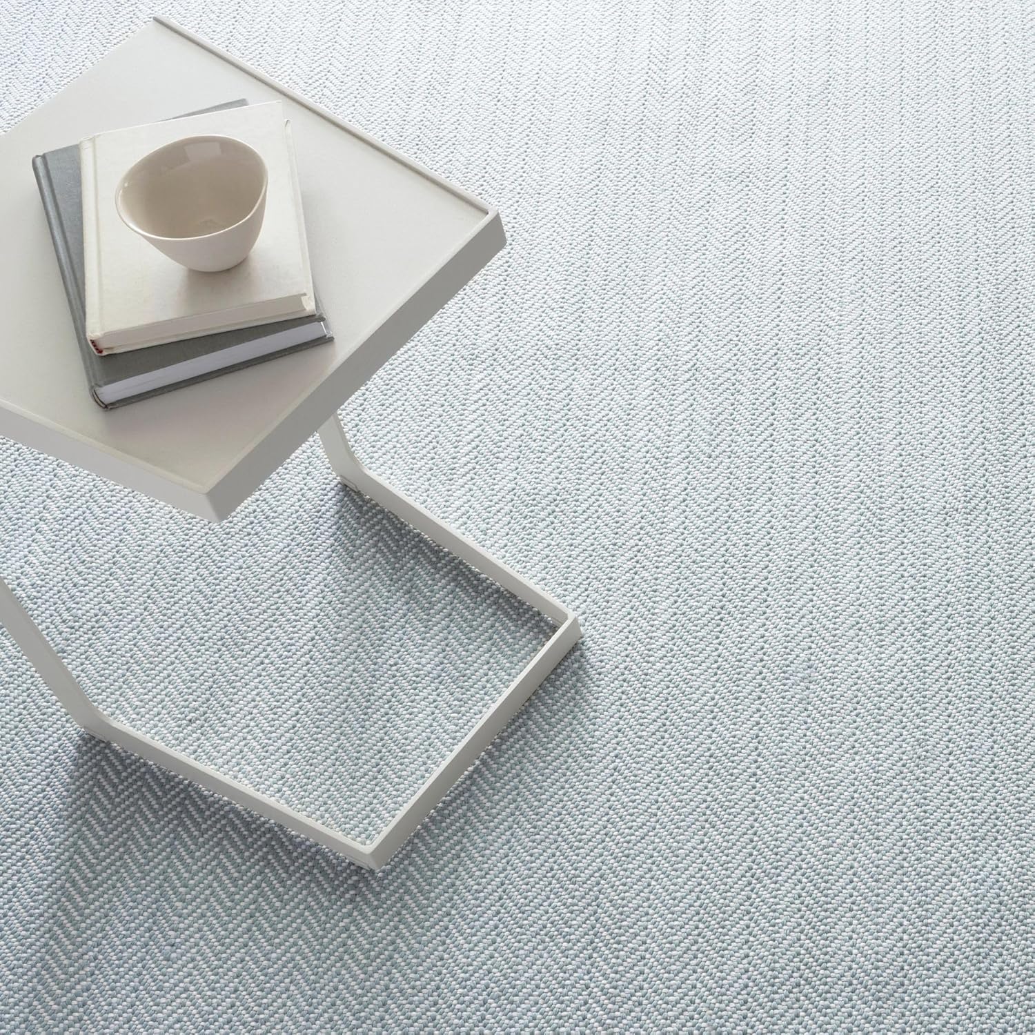 Dash and Albert Herringbone Indoor/Outdoor Area Rug - 2' x 3' Light Blue & Ivory Geometric Handwoven Washable Accent Rug Durable, Fade Resistant, High Traffic