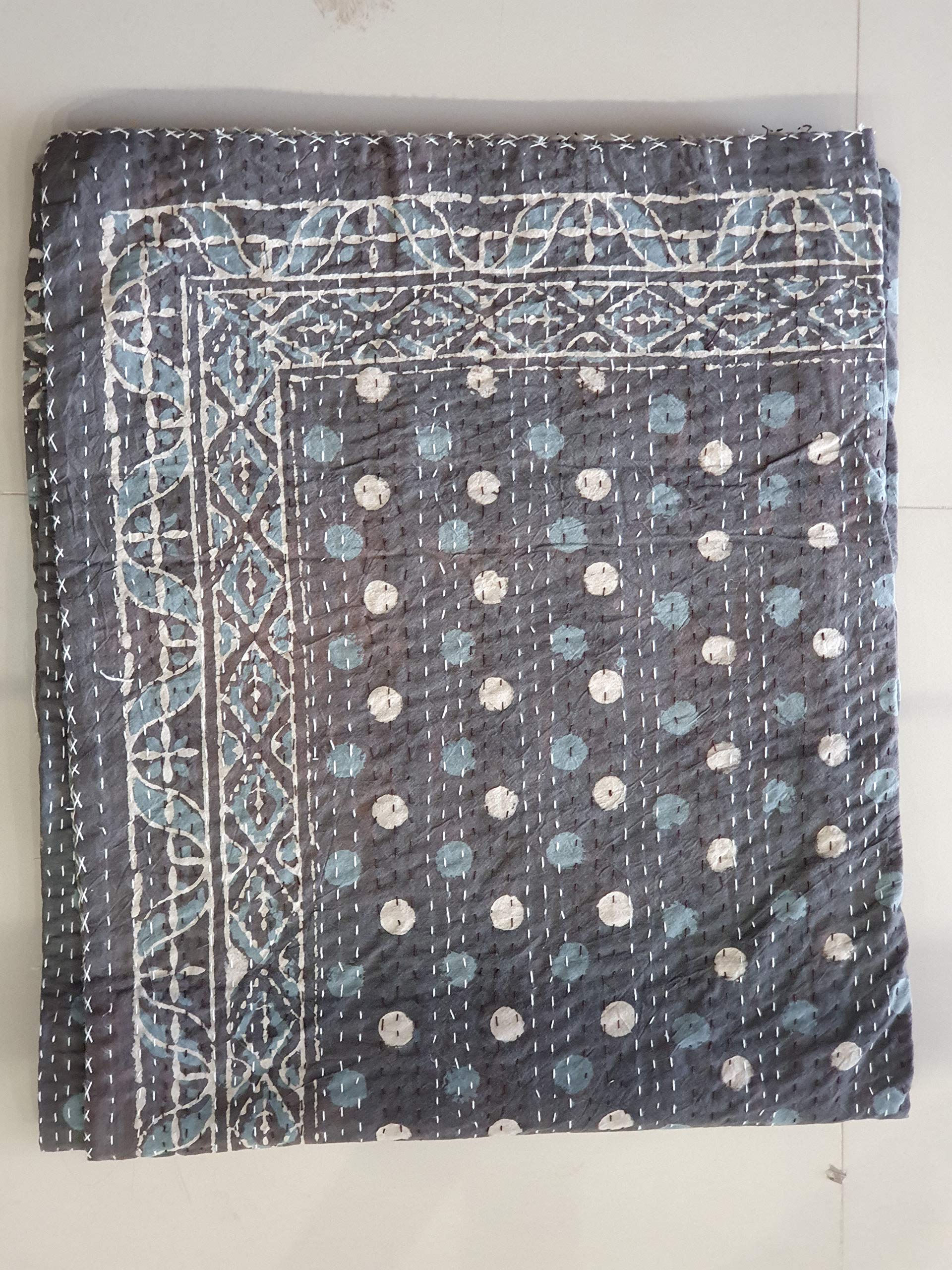 Couvre-lit en coton Kantha fait main, l'histoire d'un savoir-faire pour votre maison