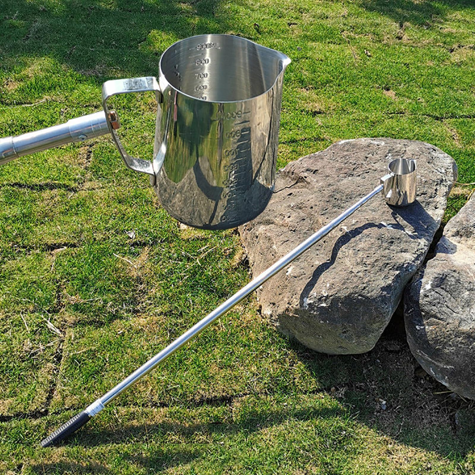 MLYAYE Stainless Steel Long Handled Beaker Dipper Water Sampler, 500ml 1000ml Liquid Collector Graduated Pendulum with 1.5 M 2 4 5 6 7 M Telescopic Pole, Multifunctional(1000ML,2.5m/8.2ft)