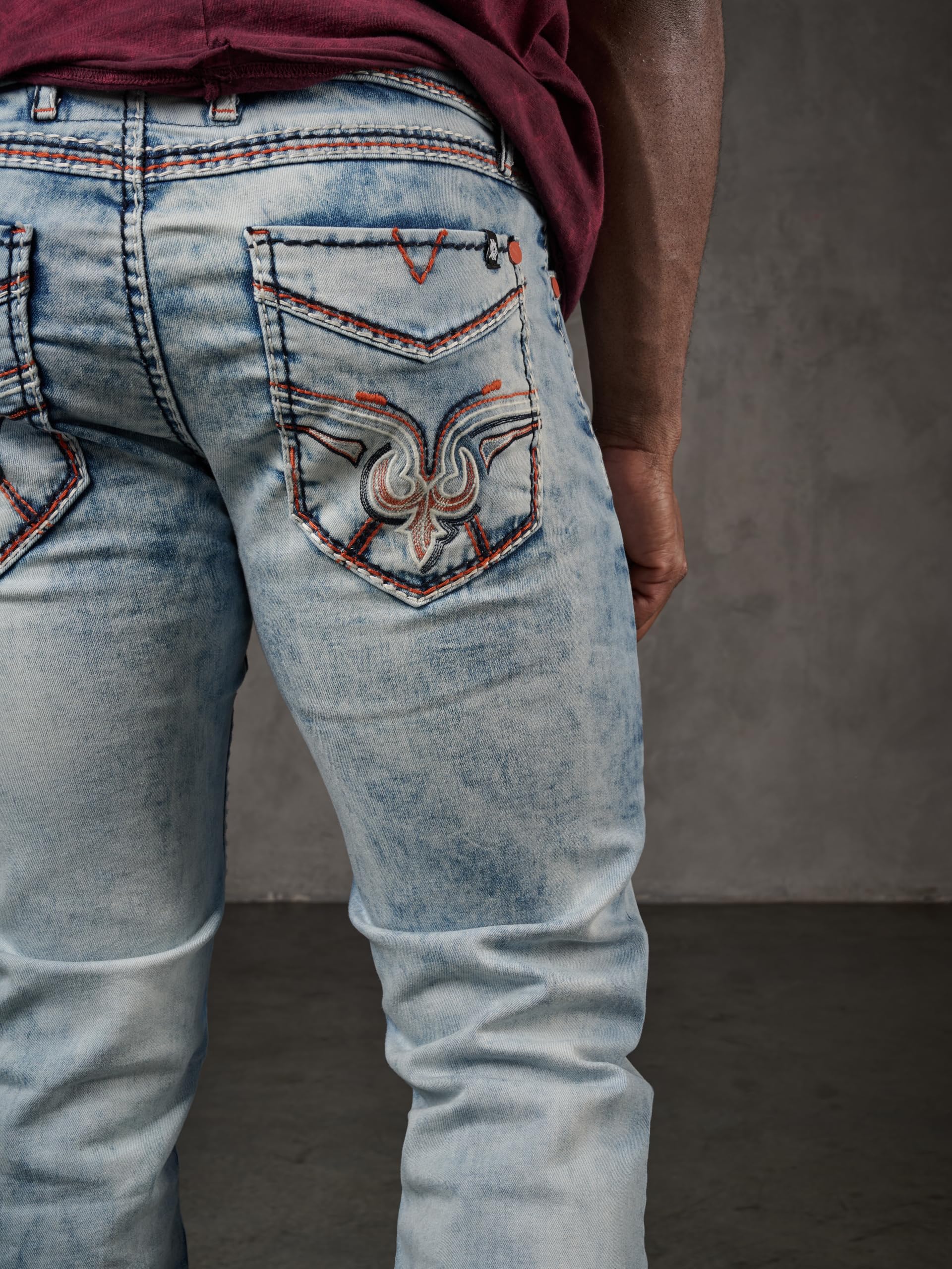 Cipo & Baxx Herren Jeans | Dekorative Nähte & Details | Casual & Modern | Praktisch für Alltag | für Stilbewusste Outfits