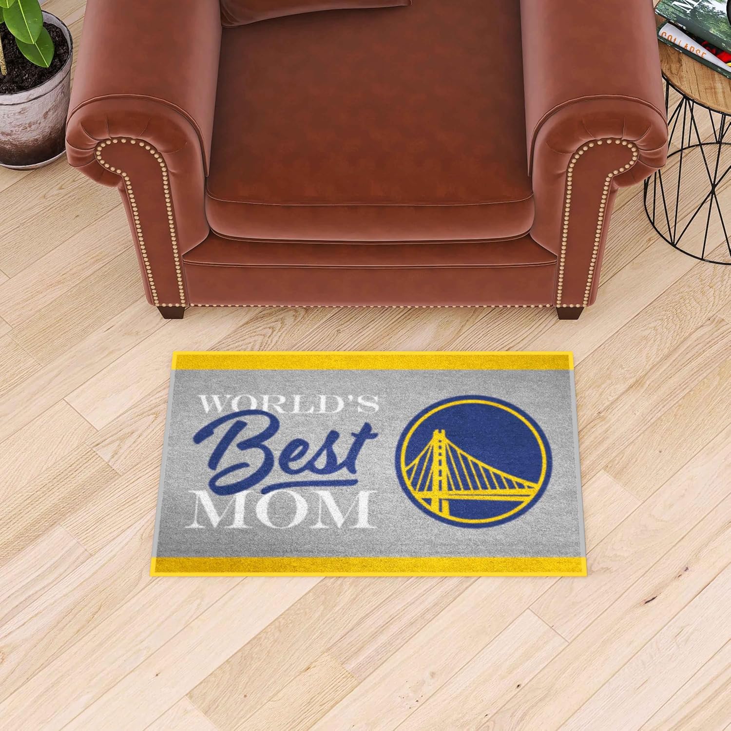 FANMATS 34178 NBA - Golden State Warriors Starter Mat - World's Best Mom | Yellow | 19"x30" | Circular Bridge Primary Logo