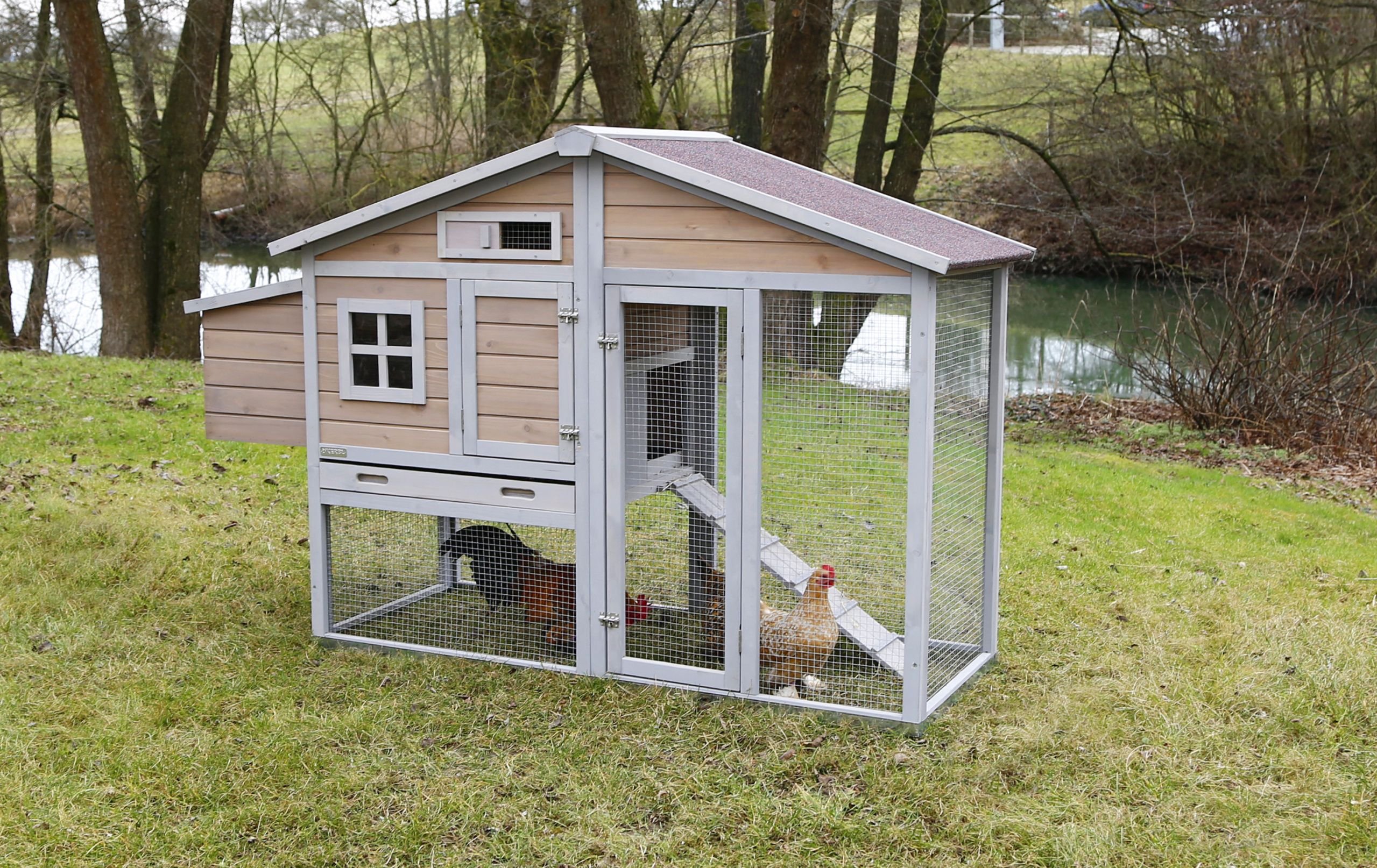 Kerbl Hobbyfarming Hühnerstall Bonny, 181 x 65 x 118 cm, 2 x Sitzstangen, 2 x Legenster, integrierter Auslauf