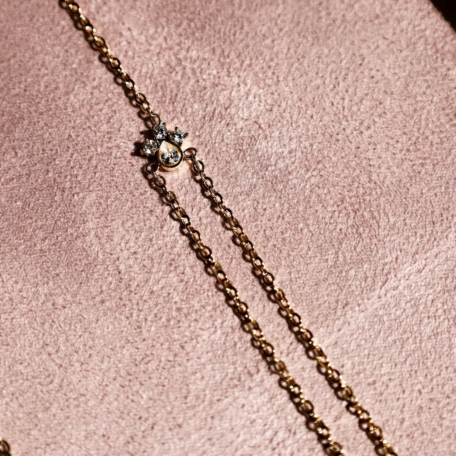 Faire de la Mode Waterproof Droplet Hand Chain – 14k Gold PVD Plated Stainless Steel Bracelet Ring with Pear Cut CZ Stones, Adjustable Gold Jewelry for Women - Image 5