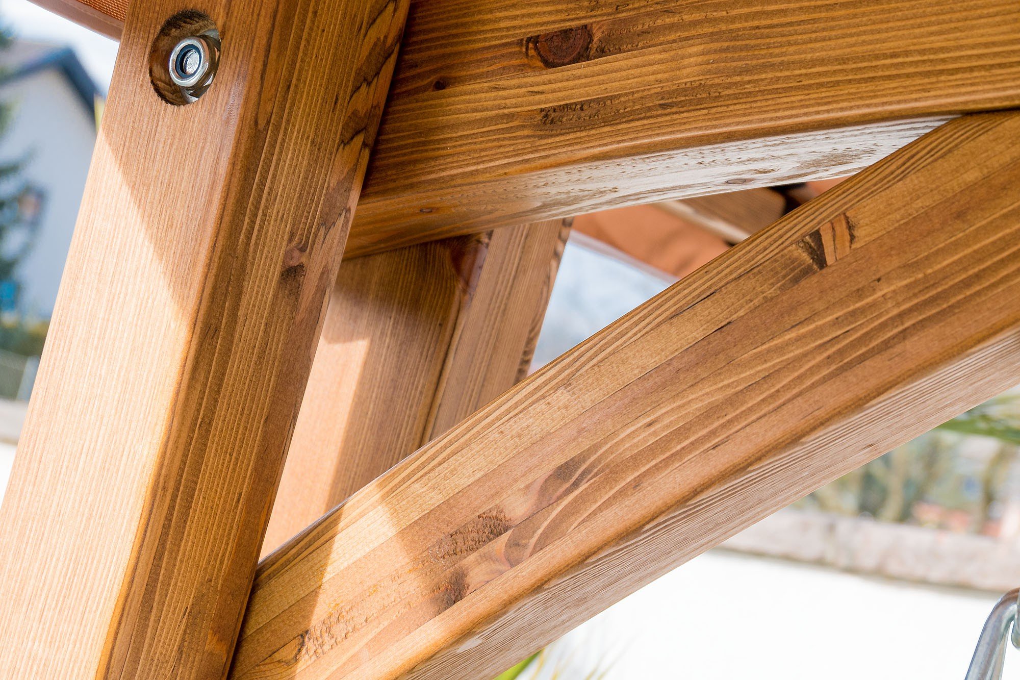 ALEOS. Design Hollywoodschaukel Gartenschaukel Schaukelbank Rio aus Holz Lärche mit Dach und Polsterauflage braun
