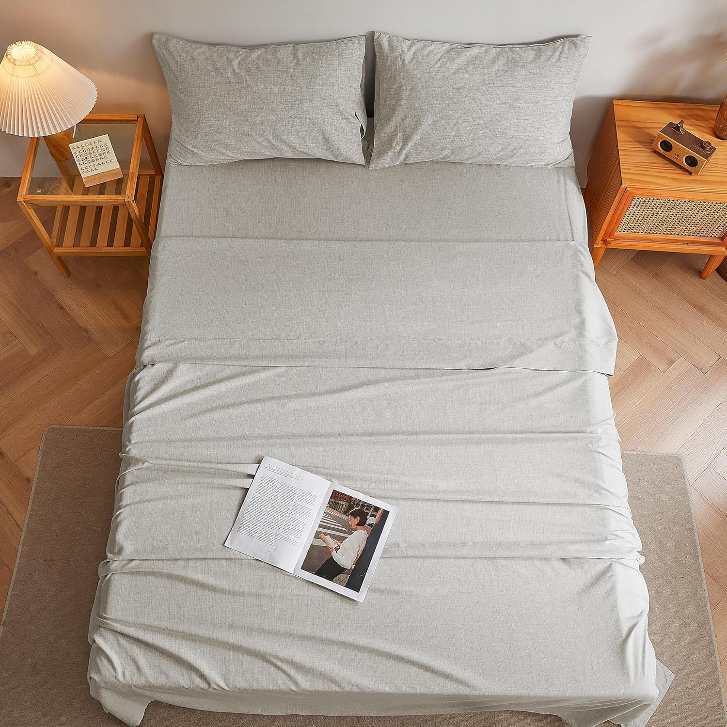 Linen Look Queen Sheets, Cotton Like Soft Cationic Sheets, Luxury Deep Pockets Bedding Set with Elastic Corner Straps, Light Grey