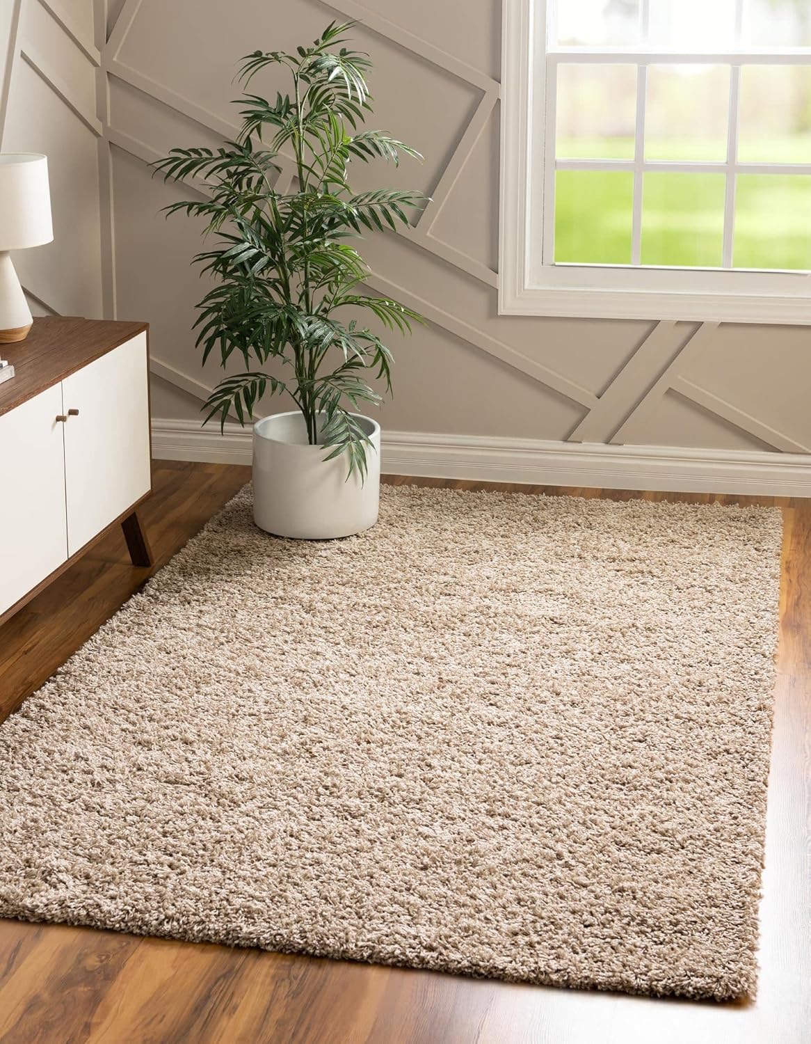 Unique Loom Solid Shag Collection Area Rug (5' 3" x 8' Rectangle, Taupe)